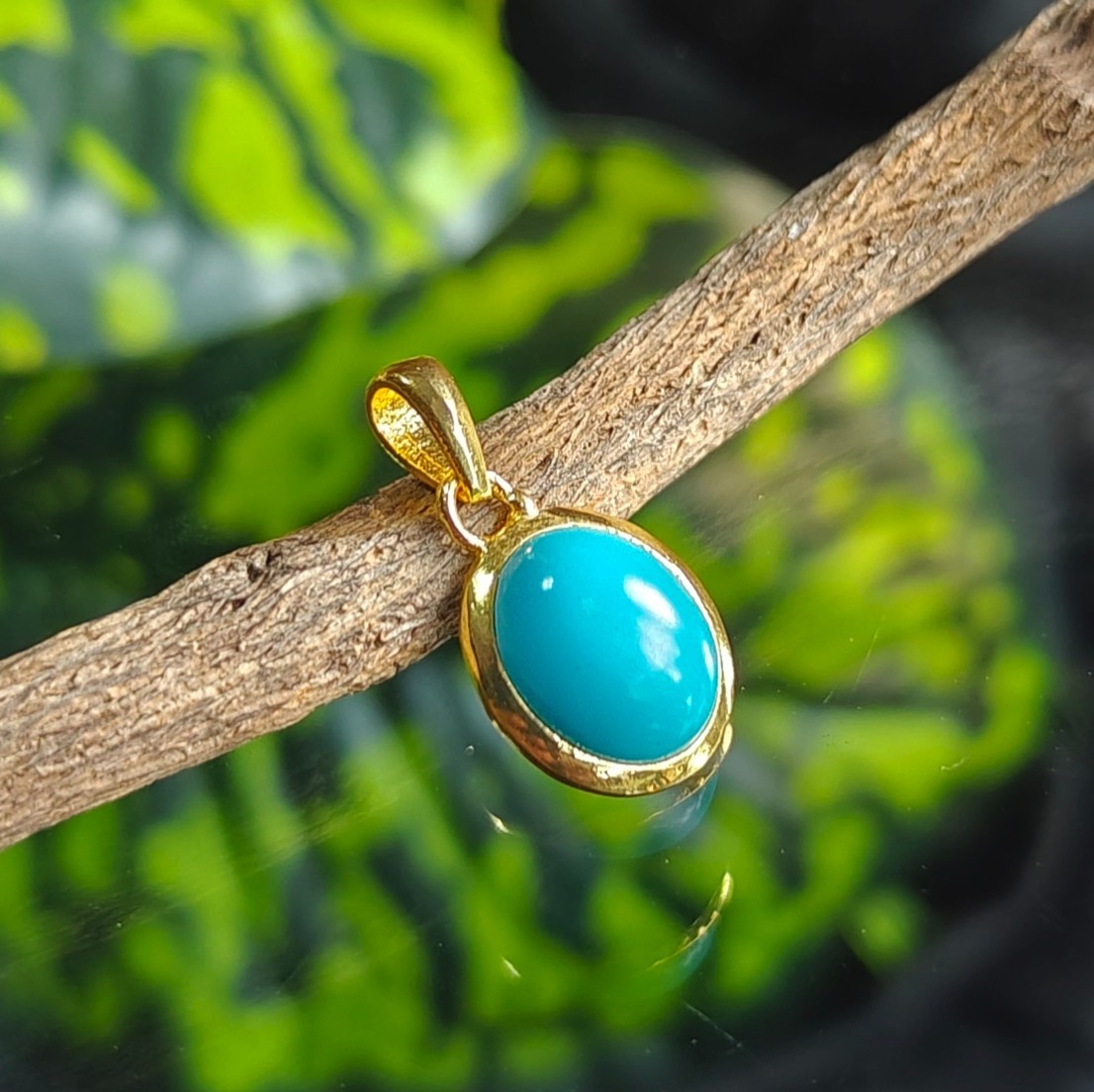 Turquoise 8x10mm Oval Gemstone Pendant, Gold Plated Handmade Fashion Jewelry.