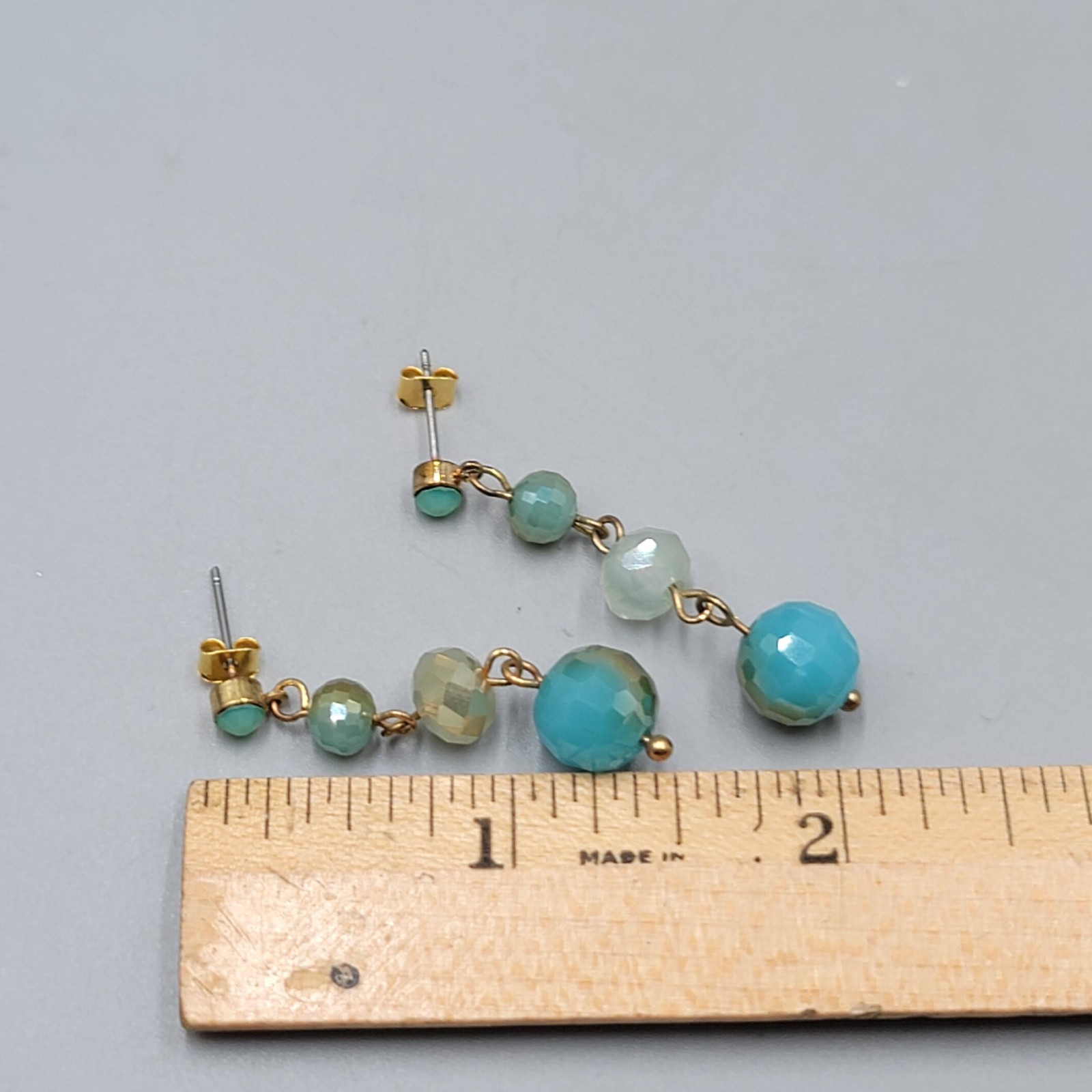 Blue Multicolor Glass Bead Pierced Earrings Gold tone Dangle 1.5 in