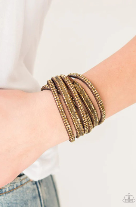 Lot of 11 Mixed Sparkle Snap Wrap Cuff Style Bracelets -NEW- SB3