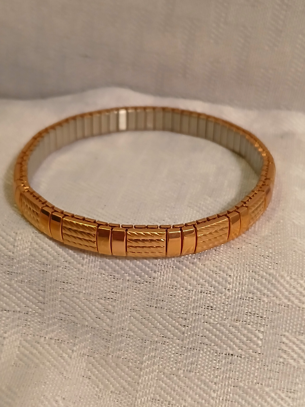 QVC Steel By Design Stretch Metallic Bracelets 1 Silver 1 Rosegold, about 7.5″