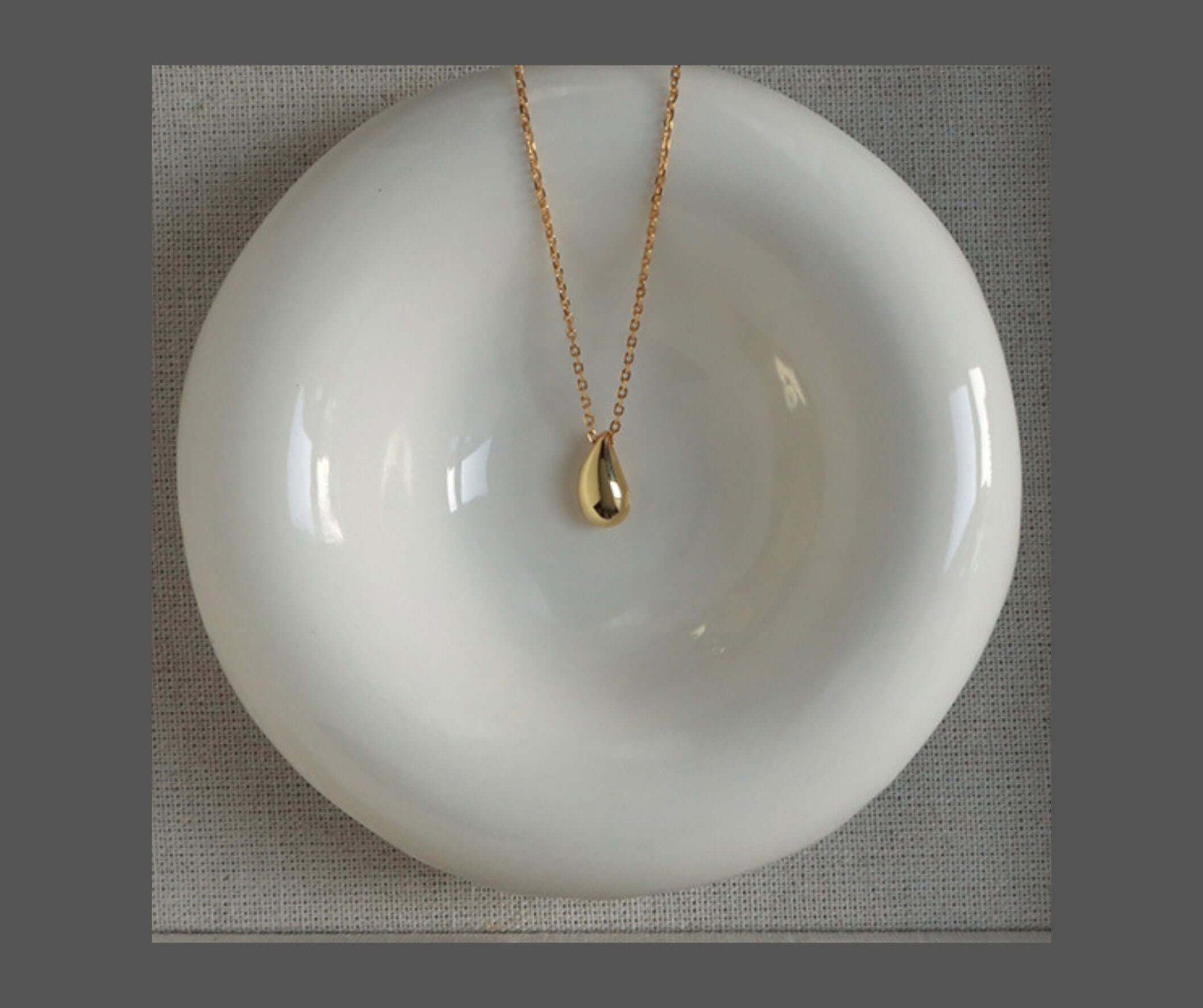 18K Gold Plated Stainless Steel Teardrop Pendant Necklace Dainty Women Jewelry
