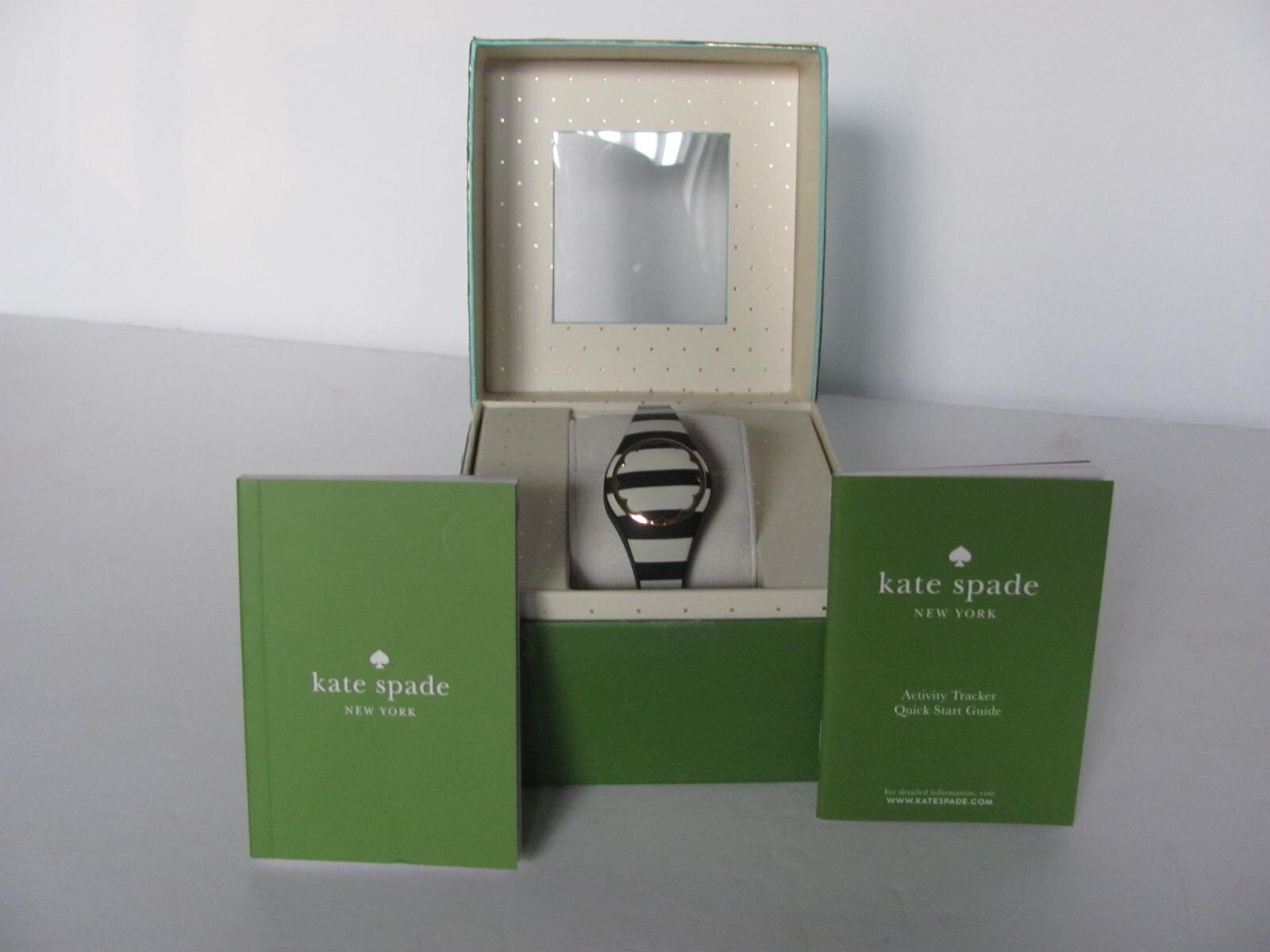KATE SPADE NEW YORK BLUETOOTH FITNESS ACTIVITY TRACKER BLACK & WHITE – MIB