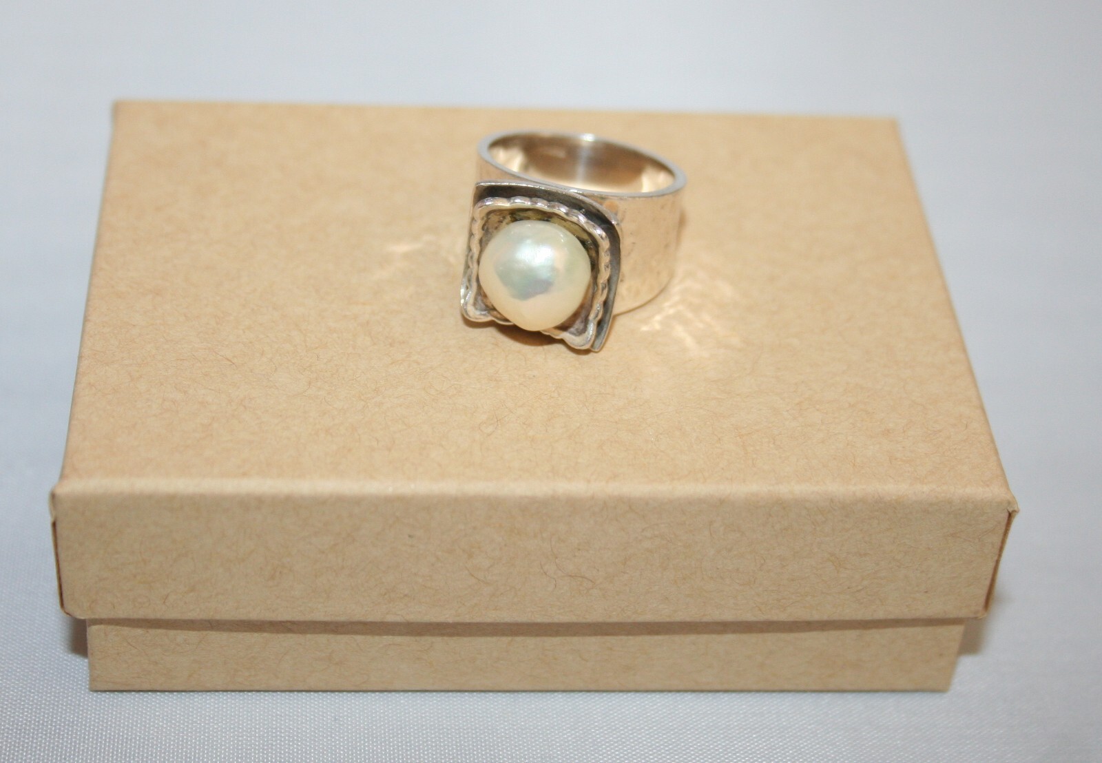 Silpada Sterling Silver Hammered Freshwater Pearl Ring R0898 SZ 6 3/4