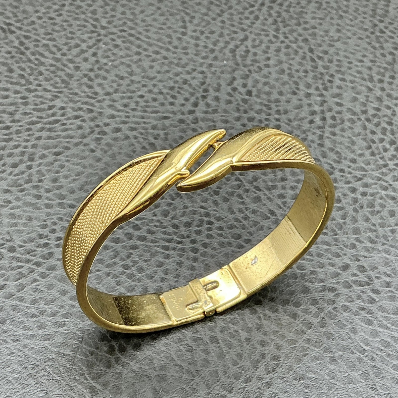 Vintage Monet Gold Tone Bangle Bracelet Womens 6.5 Inch Snap Textured Jewelry
