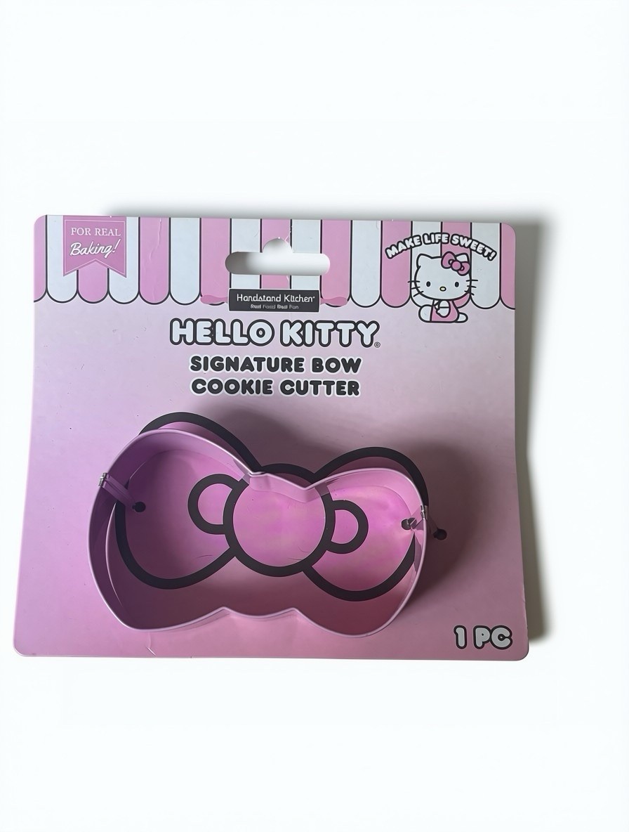 Hello Kitty lot