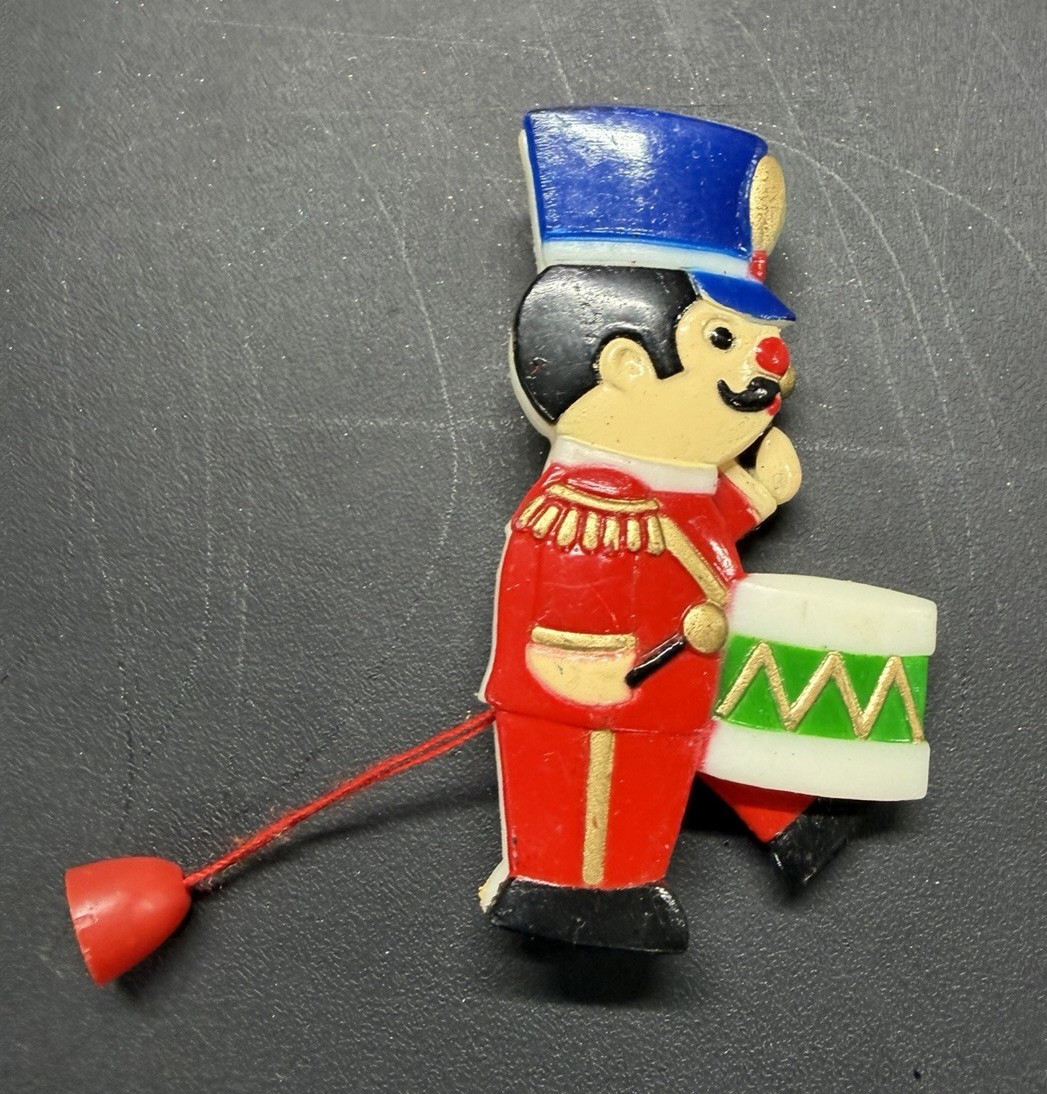Christmas Holiday Toy Soldier Drummer Brooch Pin, Plastic, Red Blue Green