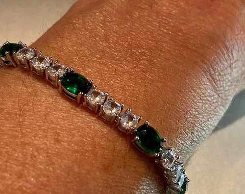 18K White Gold Plated Bolo Tennis Bracelet Made Simulated Diamond Green Stone