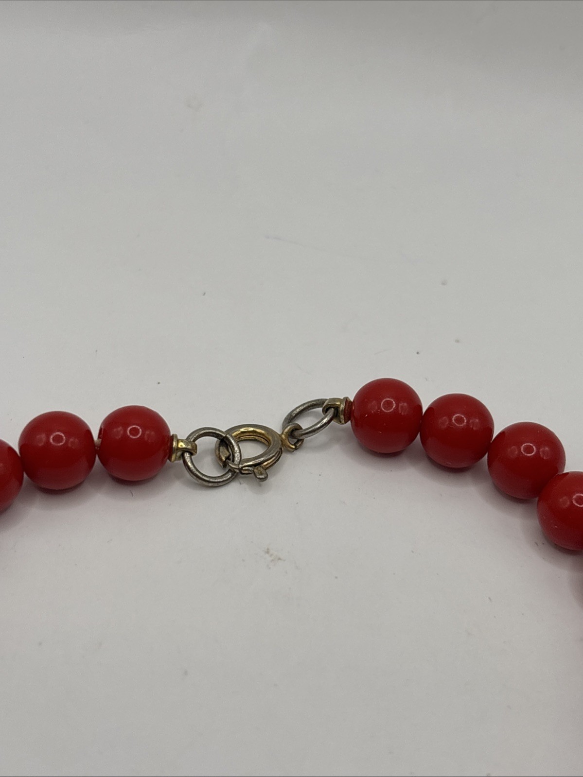 Vintage 9 Inches Solid Red Chunky Round Shaped Beaded Necklace