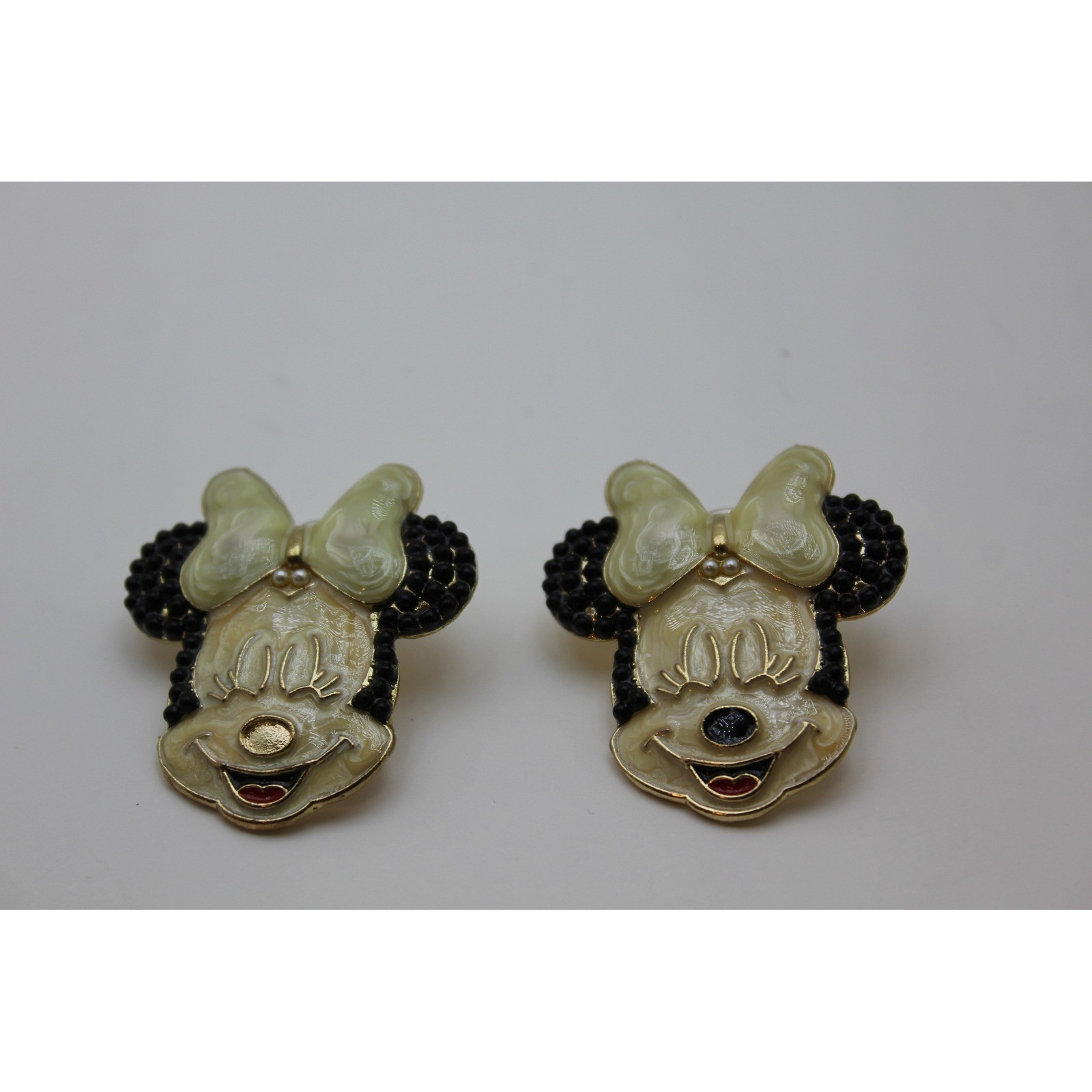 Disney Minnie Mouse Enamel Stud Earrings Cream Black Beaded Bow Gold Tone Retro