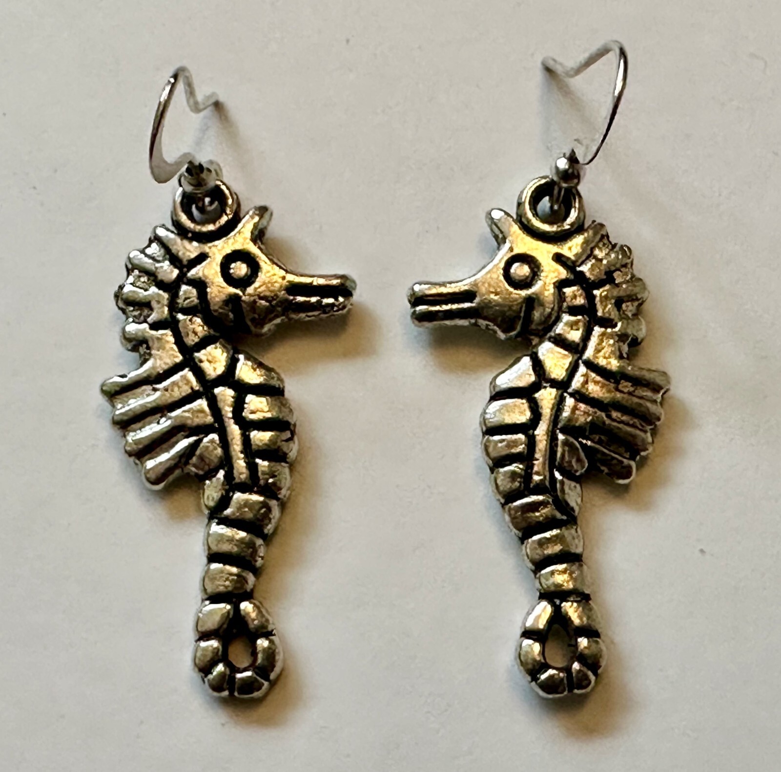 Seahorse sea horse silver tone metal charm pendant 1 1/4″ earrings