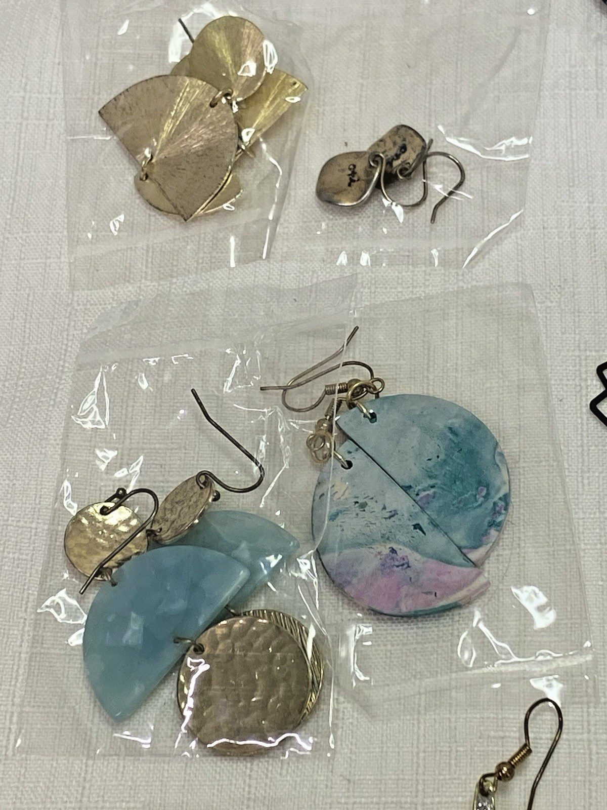 COSTUME EARRINGS Lot 81 Pairs Dangle Drop Beaded Metal Vintage to Modern Mix