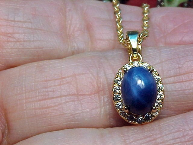 Blue Star Sapphire Pendant 8x6mm & White Topaz 925/Yellow Gold Plate w/ Chain