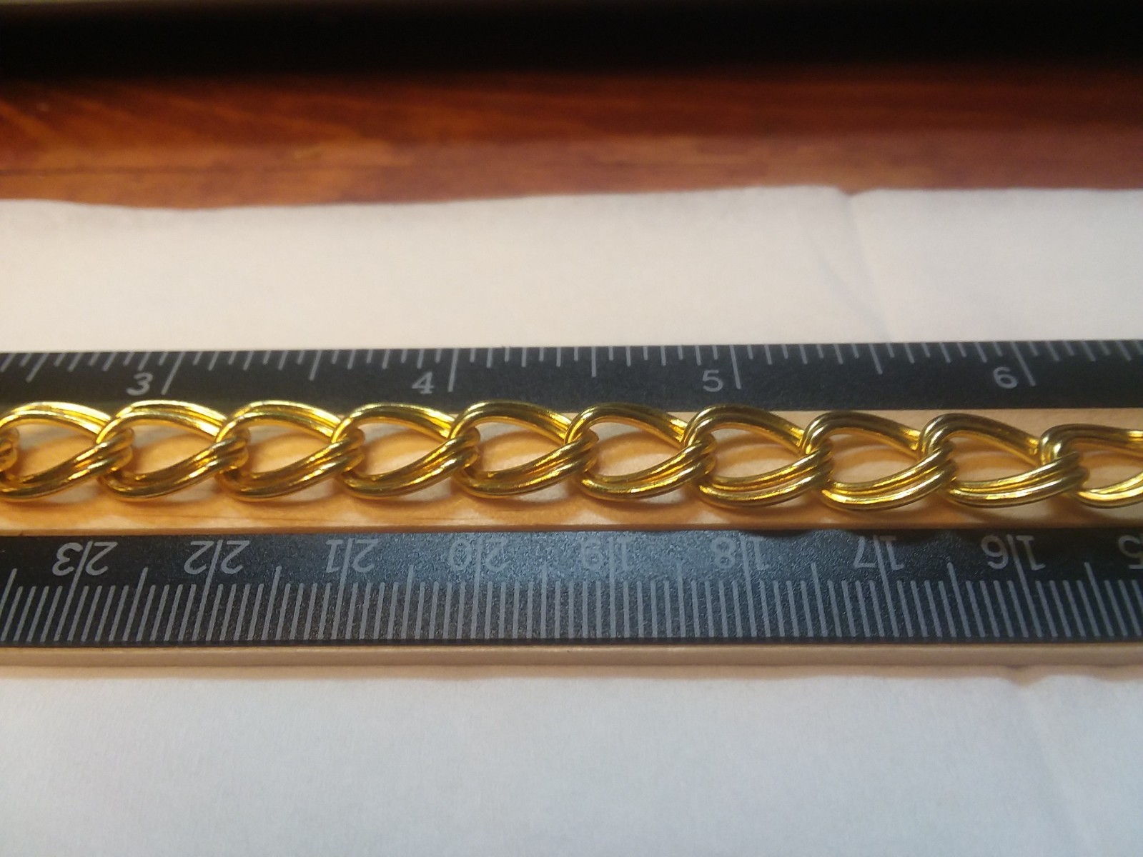 7 ” Double Link Gold Tone Chain W/ Unique Fold Over Clasp Bracelet 03-01-2026