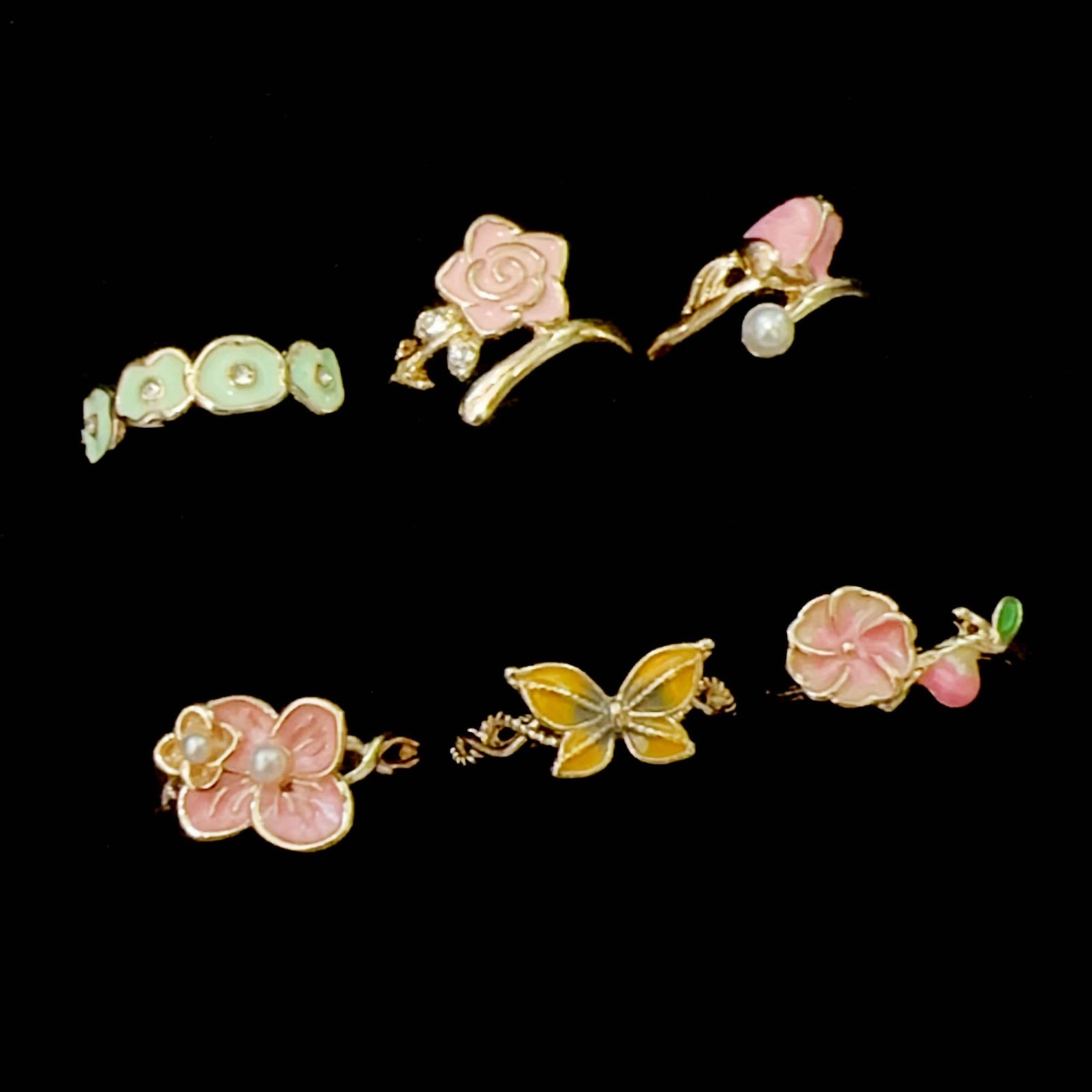 Wholesale 50Pcs Mixed Rings Dripping Rhinestone Flower Alloy Women Jewelry