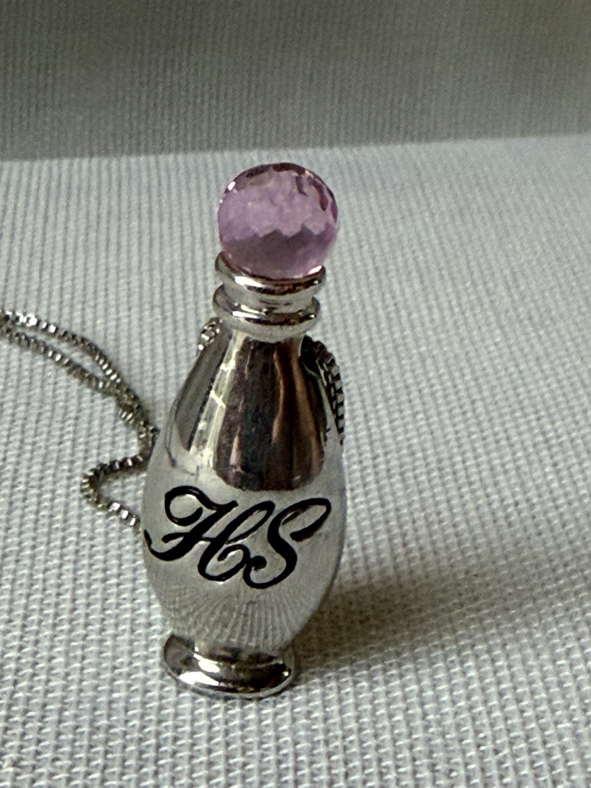 Avon 2004 Vintage Signed Perfume Bottle Pendant Necklace Pink Crystal 18in