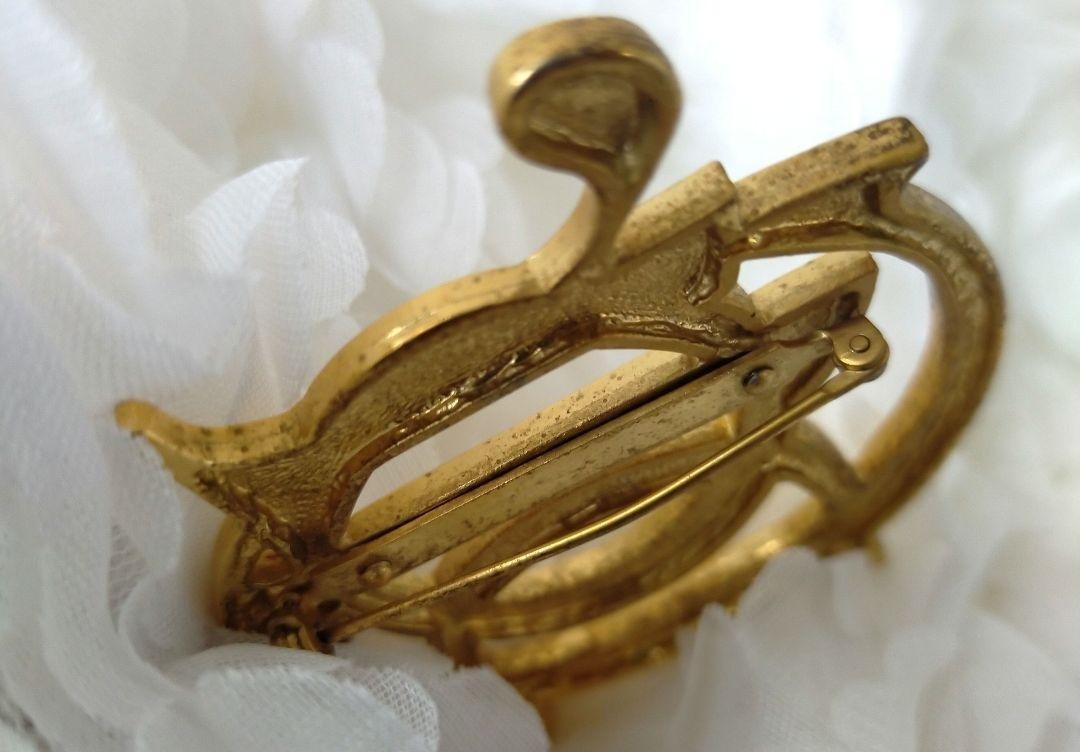 Authentic Christian Dior Vintage Logo Motif Brooch Gold Tone Plated CD