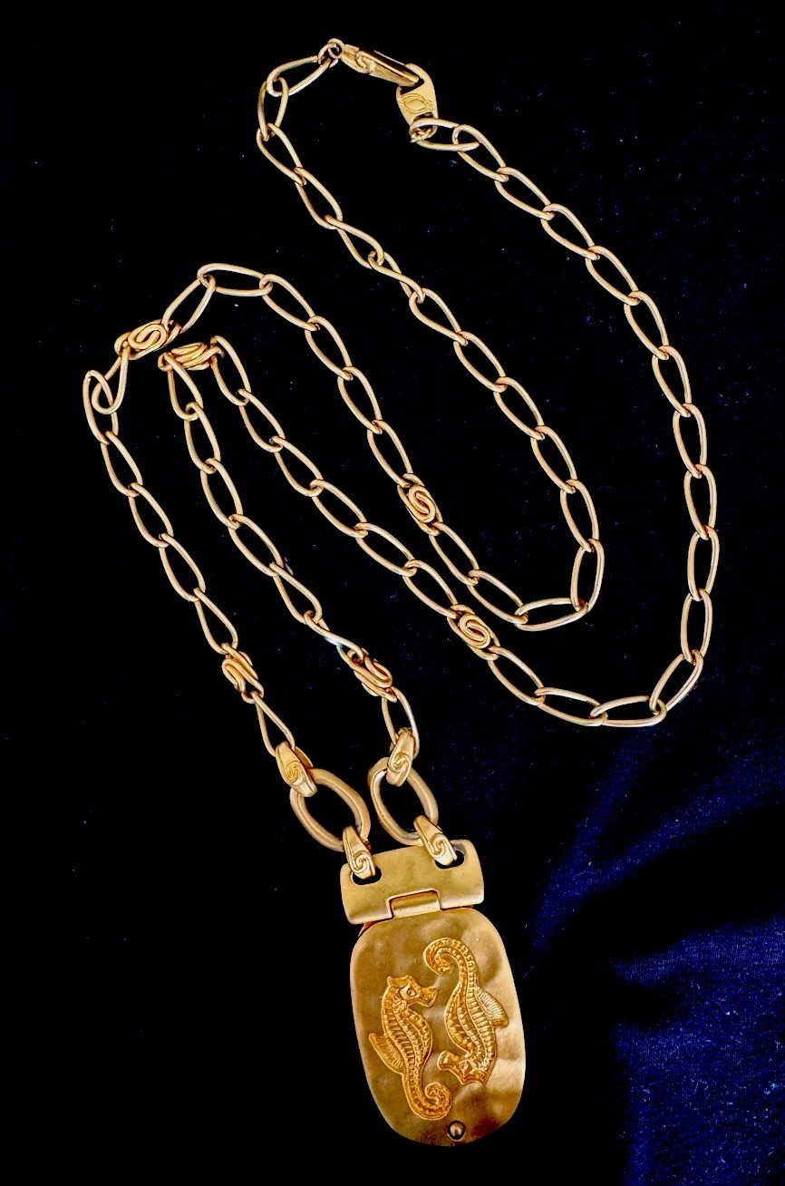Vintage Signed Liz Claiborne LCI Sea Horse Mirror Necklace