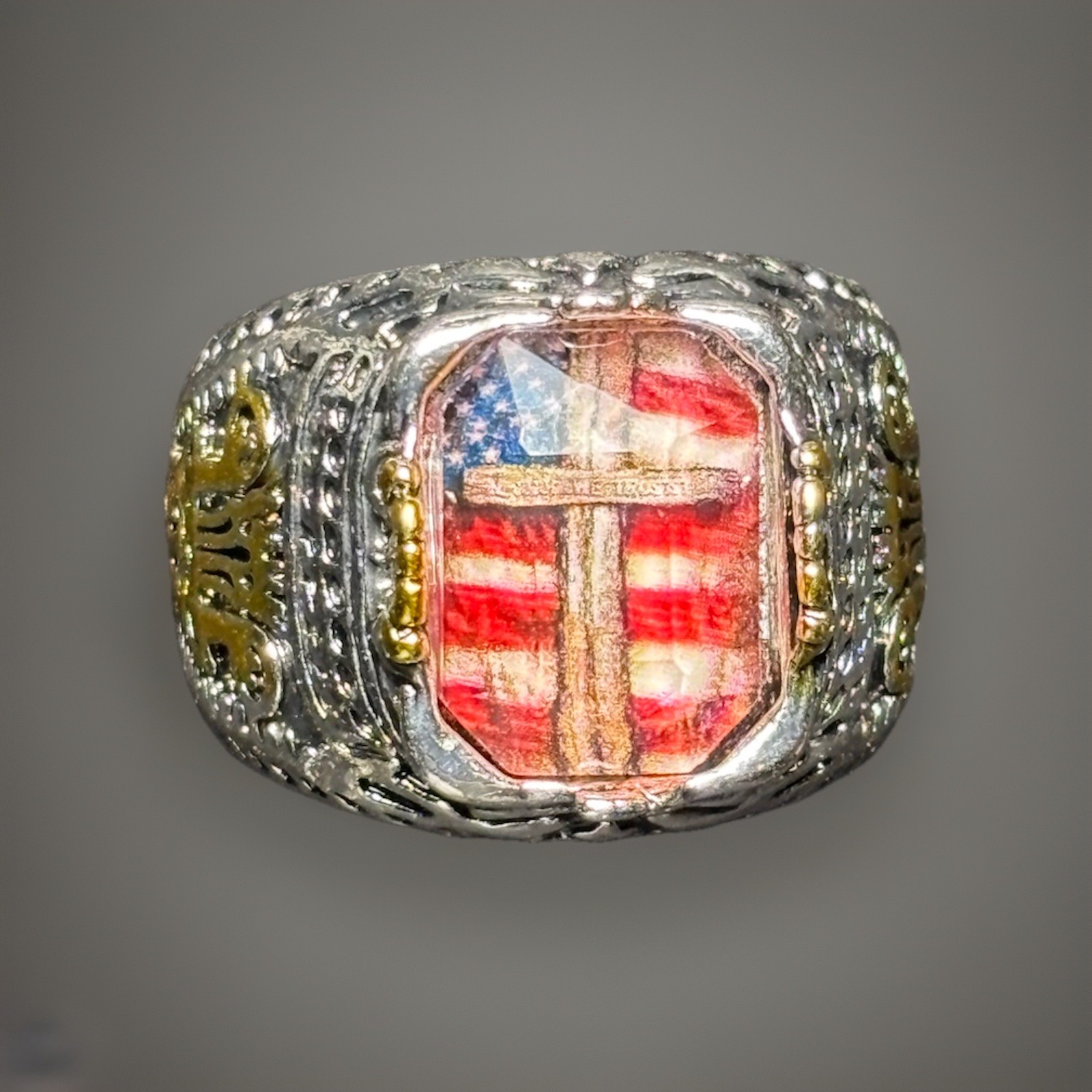 Two-Tone USA Flag Cross Crest Signet Ring Size 6 Enamel Engraved No Stone