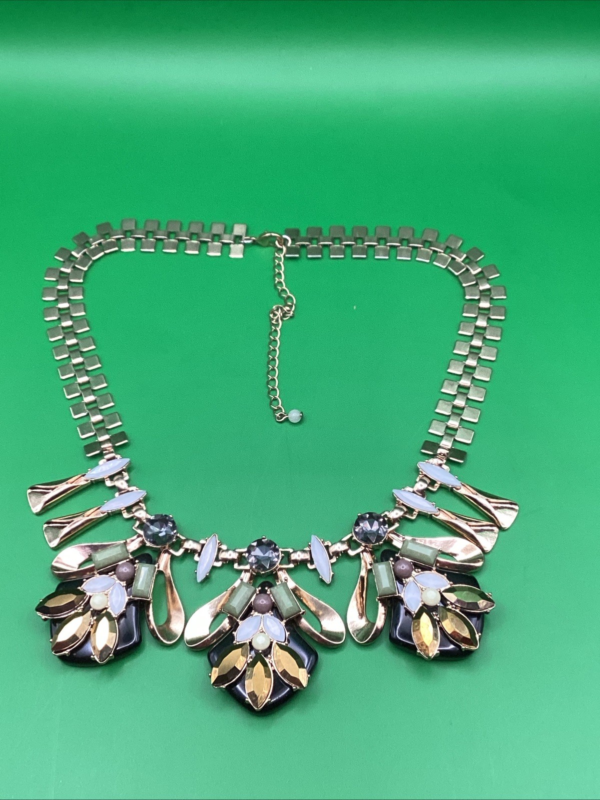 Avon Whimsical Way Bib Statement Necklace 16-19 inches Long