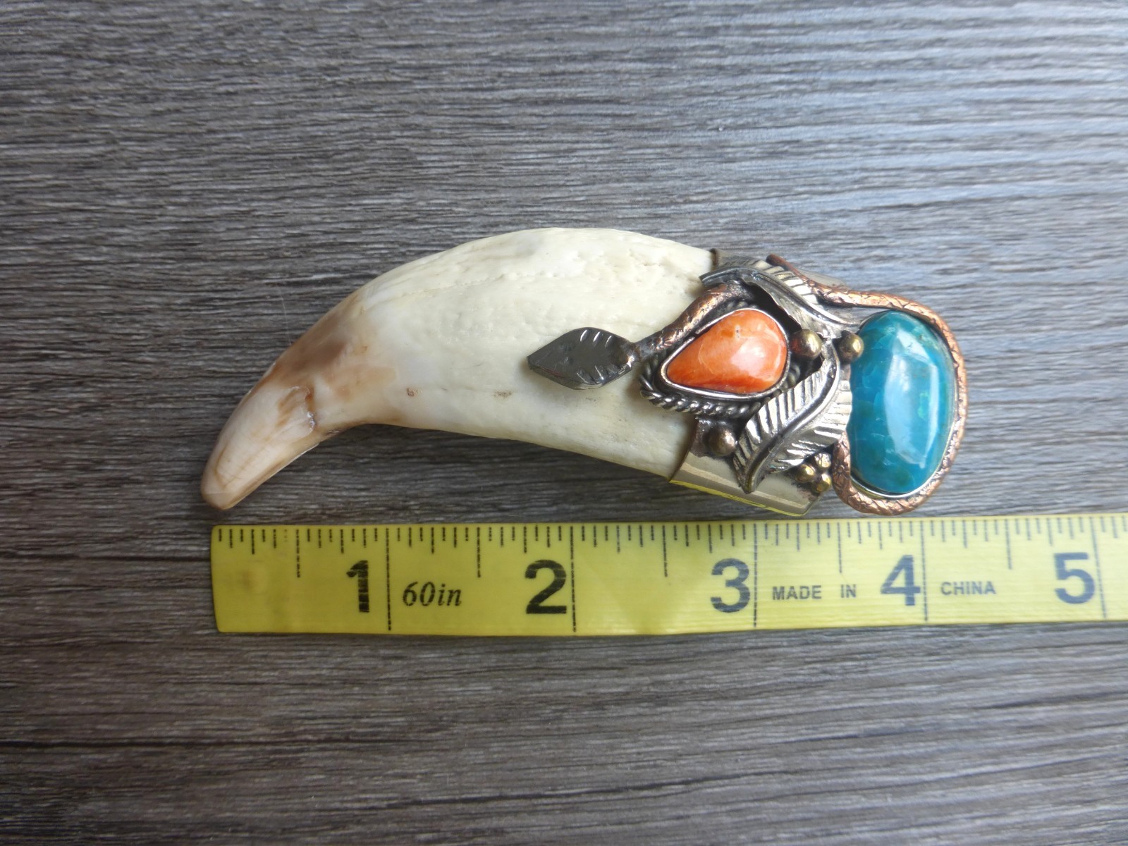Vintage Tusk Pendant – Silver – Peruvian Artwork – Spondylus- Chrysocolla Stone