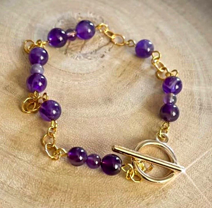 Gold Tone Cable Chain Toggle Bracelet w/ Round Amethyst Stones, Dangle Charm