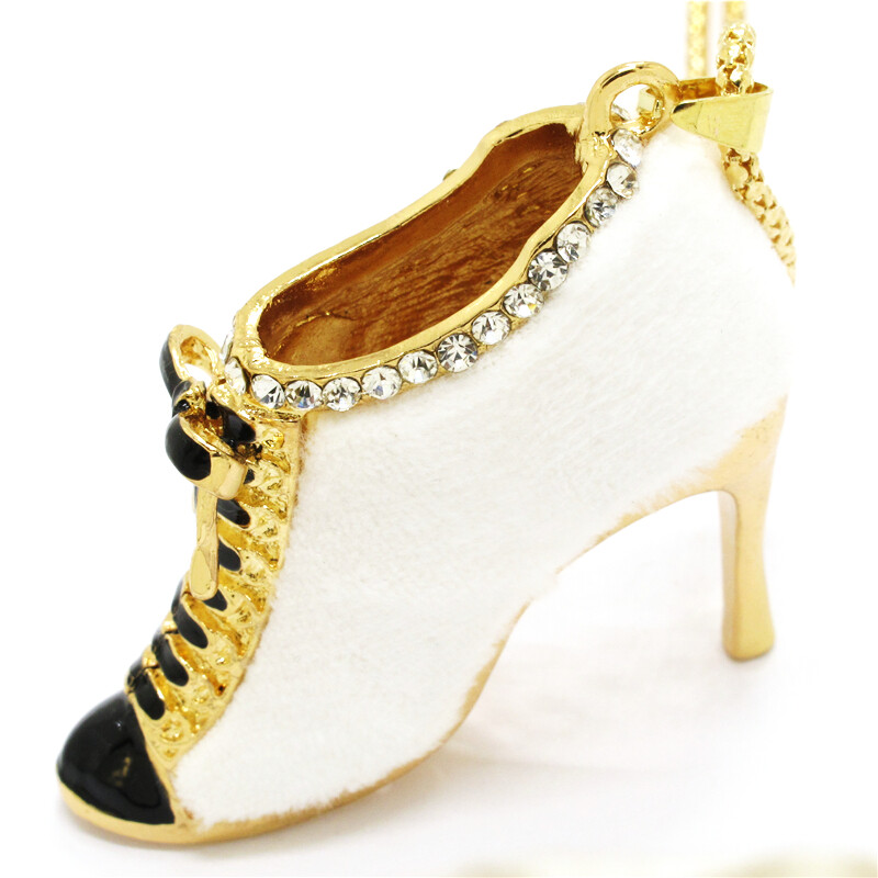 New Fashion Women White Lambskin Shoes Vintage Crystal Pendant Chain Necklace