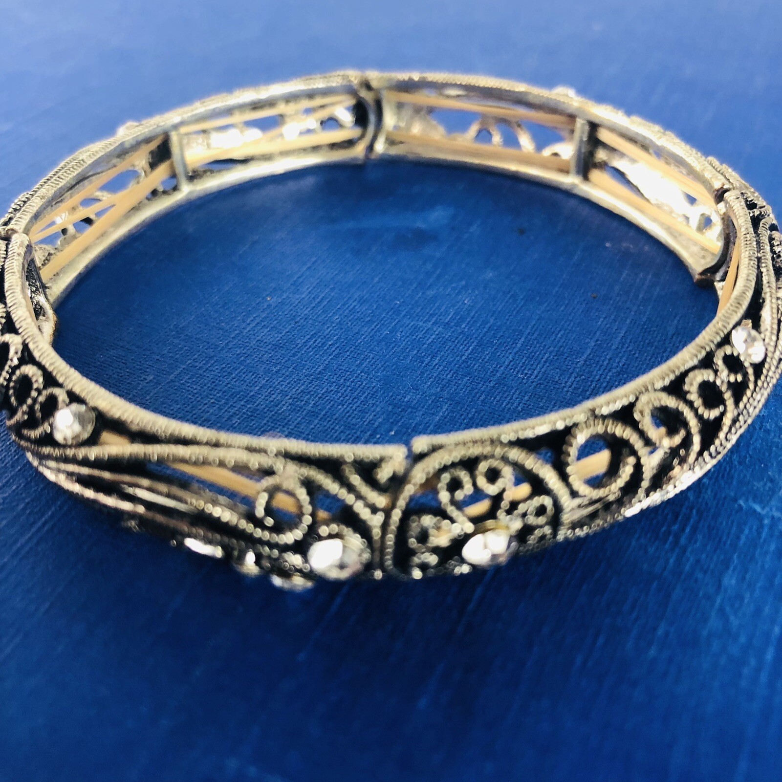 Art Nouveau Style Silver Tone Clear White Rhinestone ￼￼ Bangle Bracelet￼