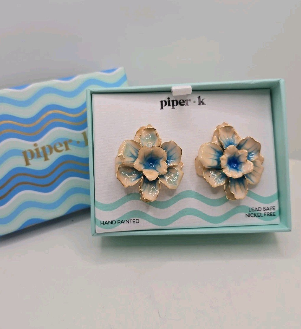 Piper K Flower Ocean Blues Color Earrings Tropical Floral Resin 2.25″ New!