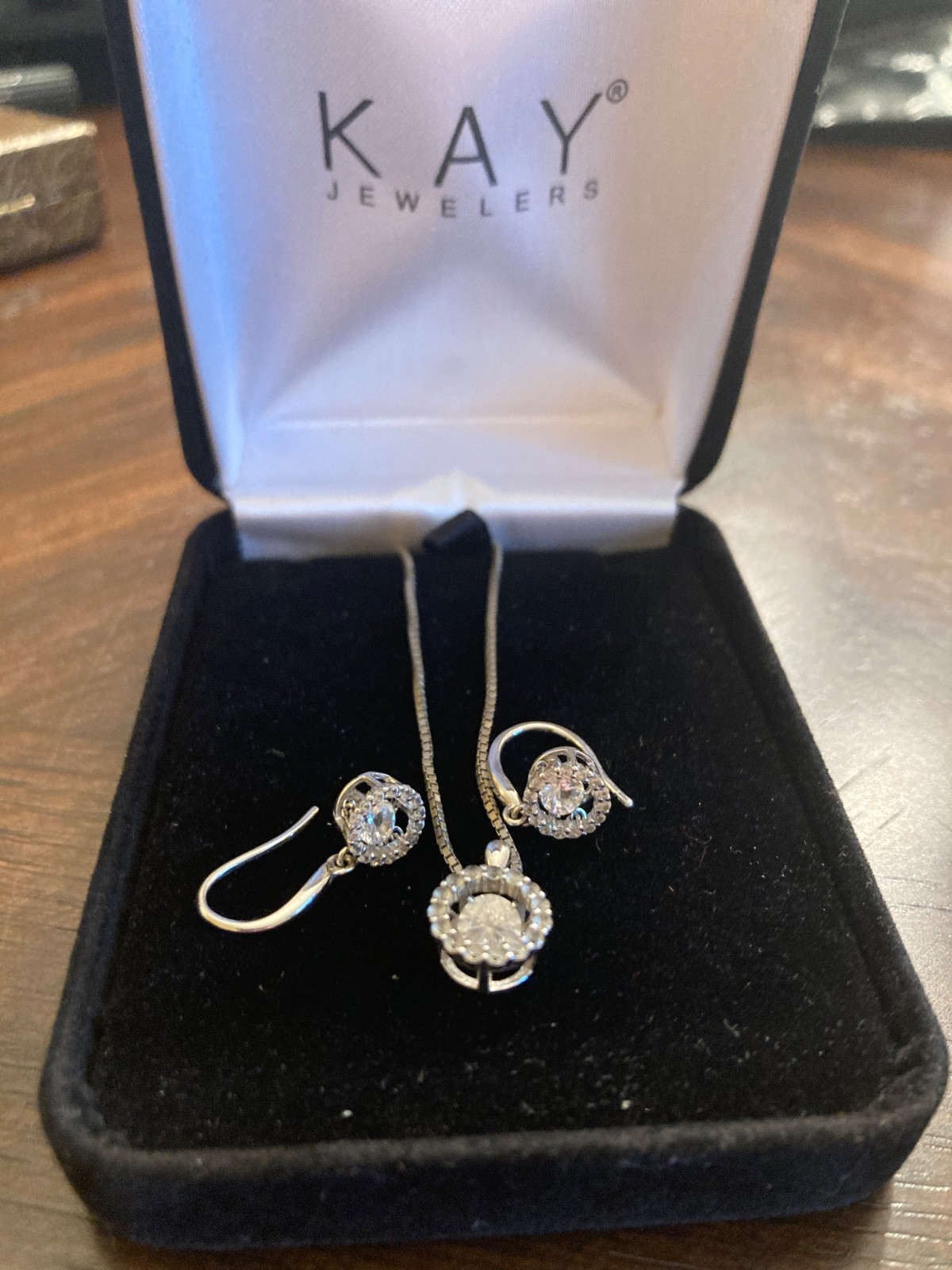 kay jewers earring and necklace set