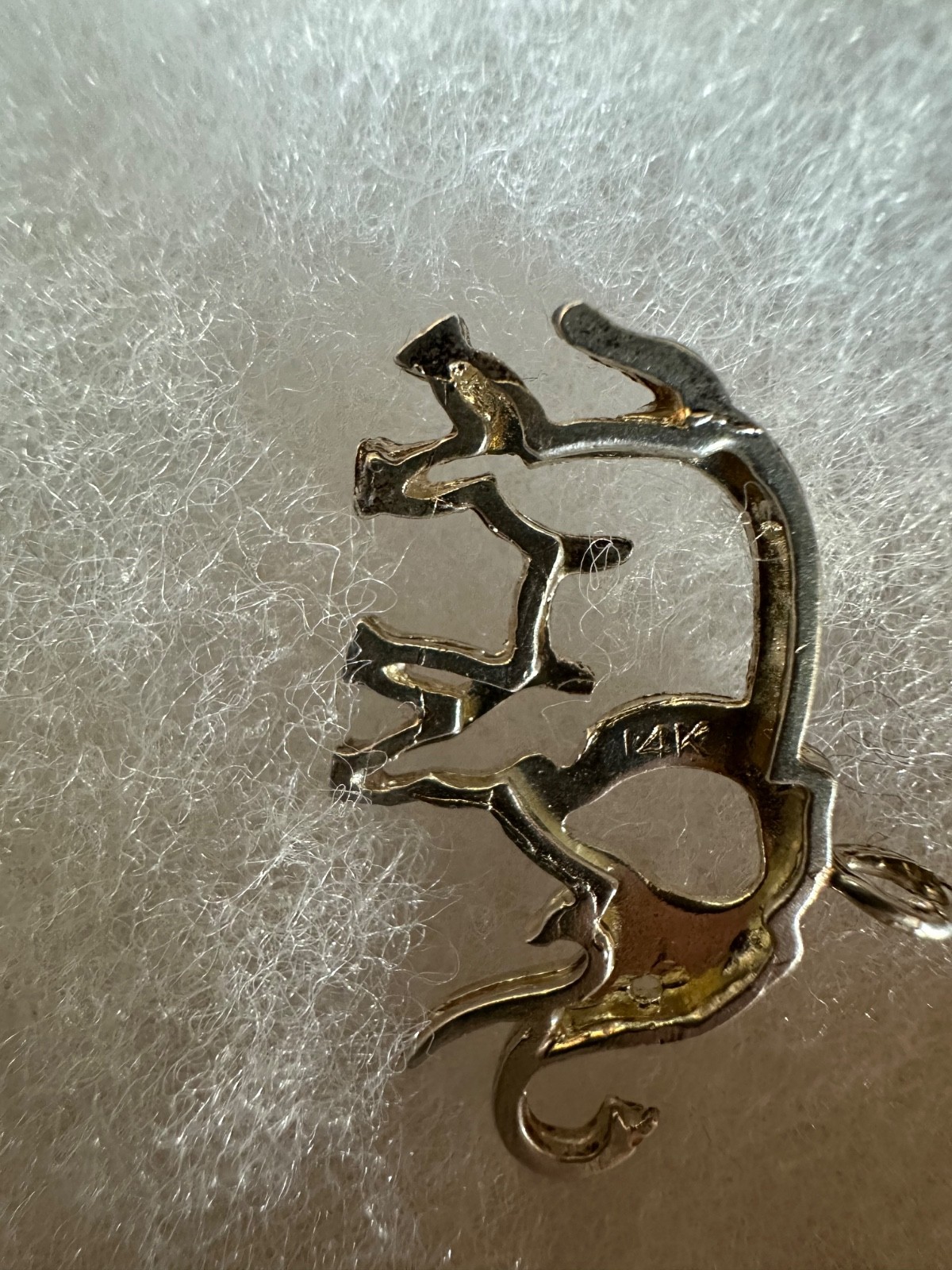 14K White Gold Elephant Pendant 2.3 Grams