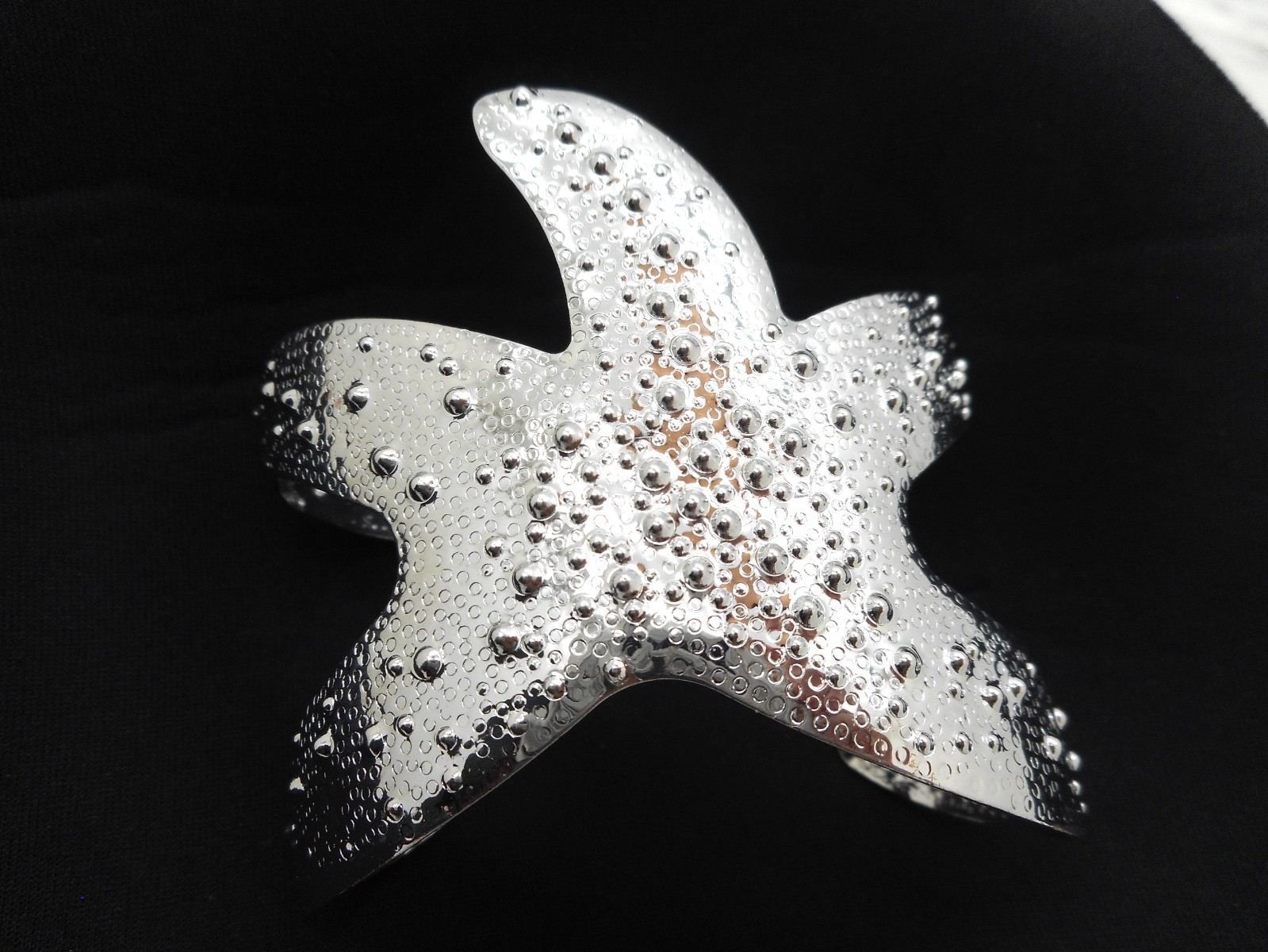 Textured Starfish Cuff Bracelet Whimsical Silver Plated NEW