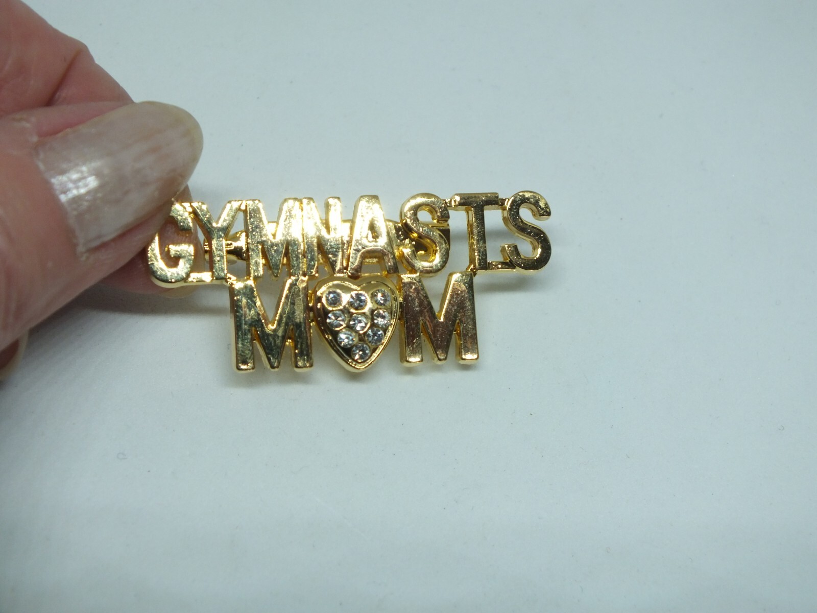 Beautiful Brooch Pin Gold Tone Gymnast’s Mom Clear Rhinestones Heart 1 3/4x 3/4″