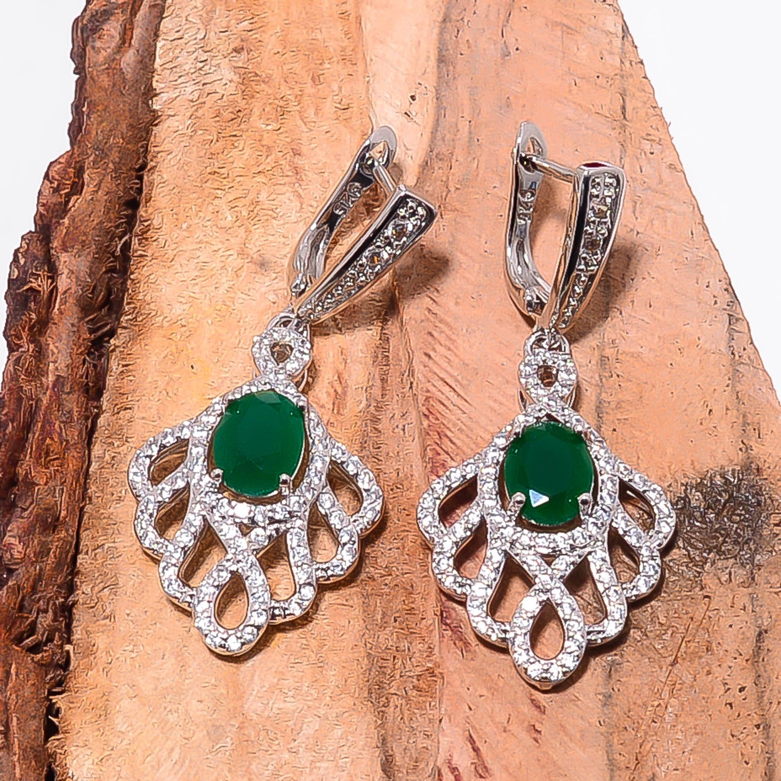 Emerald – Simulated & Cubic Zirconia 925 Silver Platinum Plated Earring 1.90″ E8