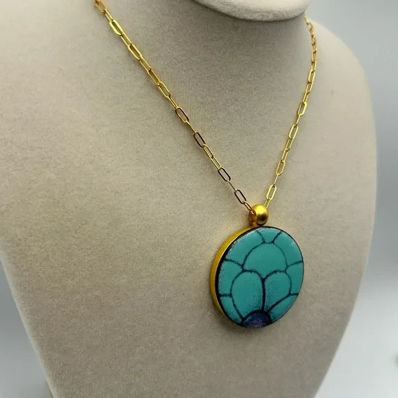 LeighElena Artisan Magnetic Pendant Necklace Oval Link Turquoise & Gold Tone