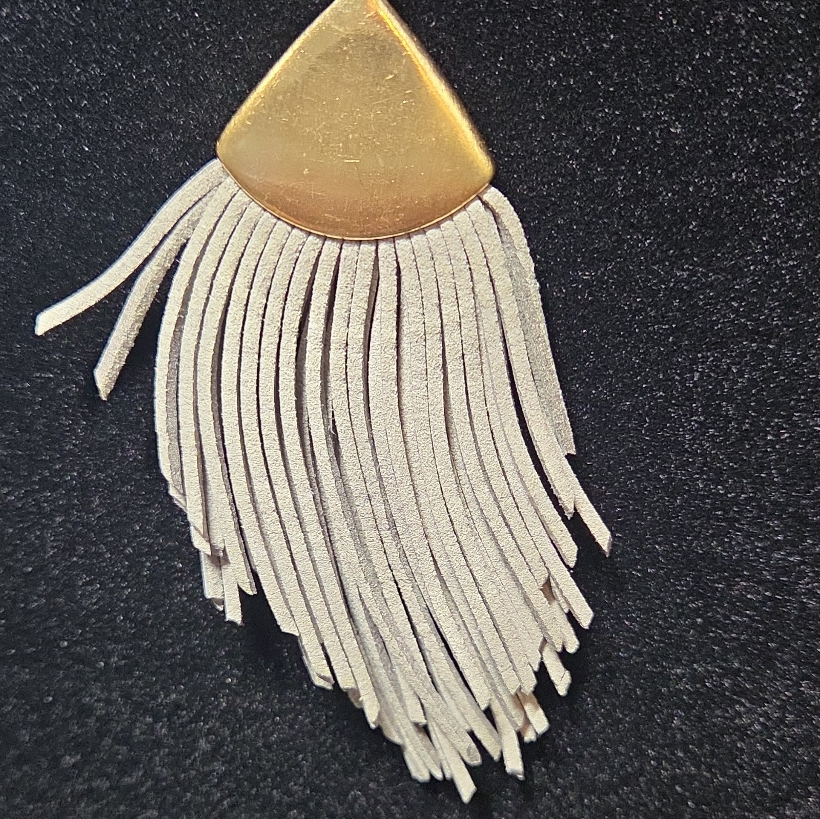 Gold Tone Cable Chain Necklace Tassel Fringe Pendant Asymmetrical No Stone