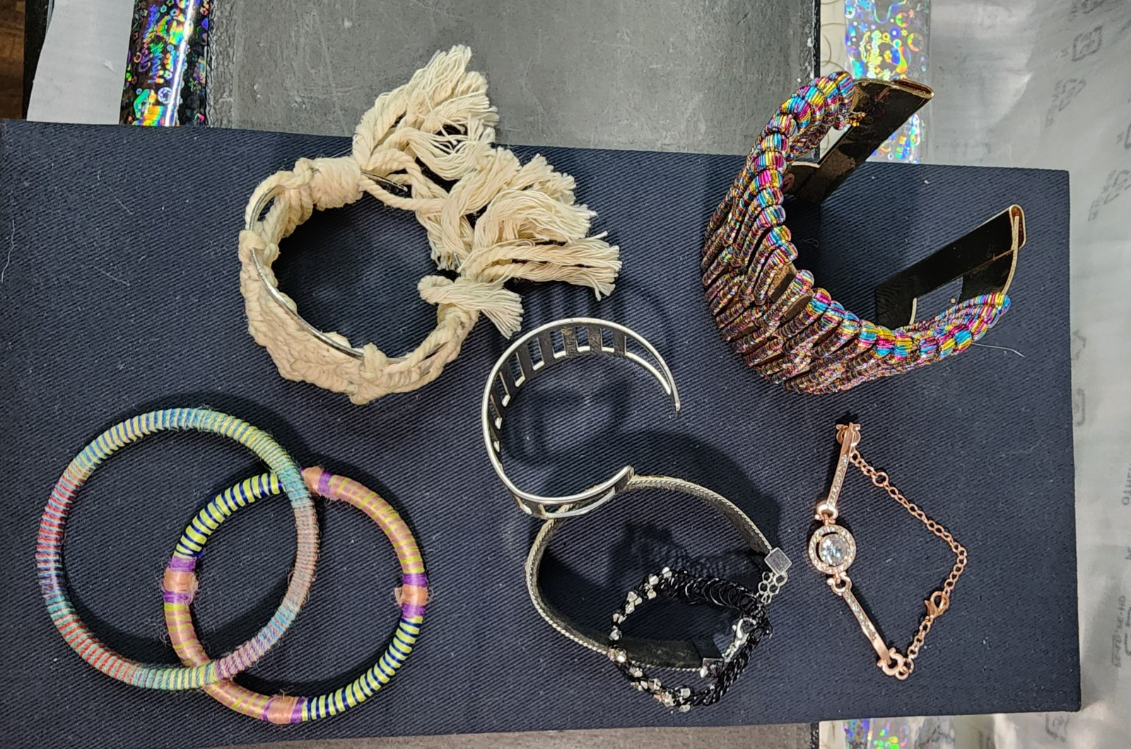 VTG to NOW Costume Bracelets Silver/Gold/Copper Tone Lot of 20+ Mixed Materials