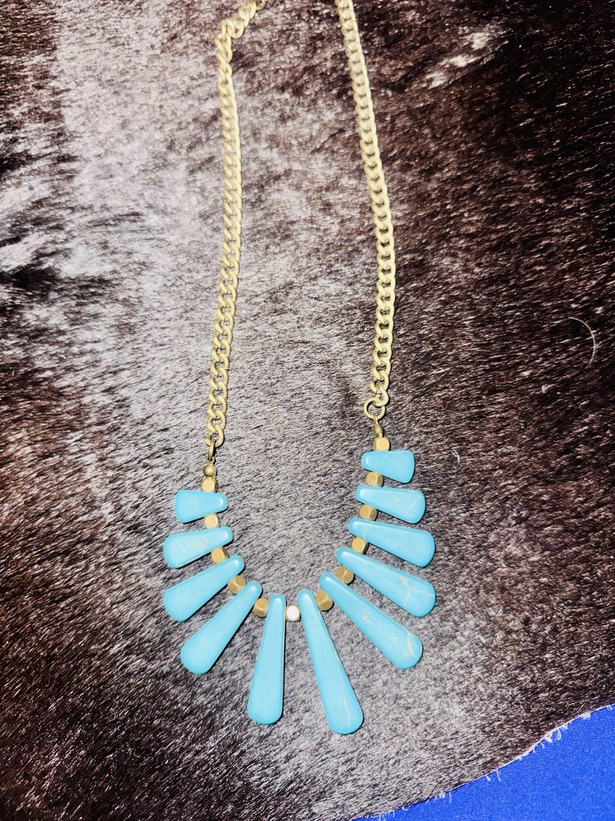 NEW! Plunder “Kamlyn” Faux Turquoise & Brass Necklace – 22in adjustable chain