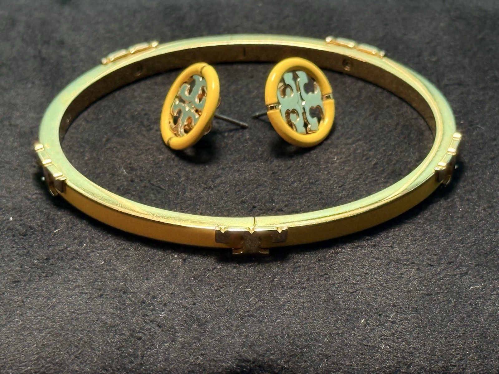 Tory Burch Signed Gold Tone Yellow Enamel Bracelet & Stud Earrings Set