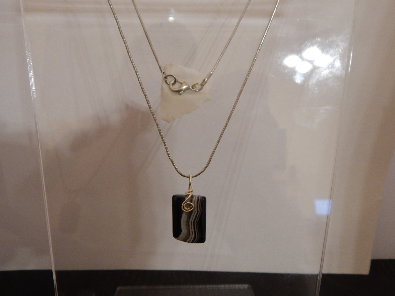 Semi Precious gem stone hand made wrapped 18″silvertone Necklace