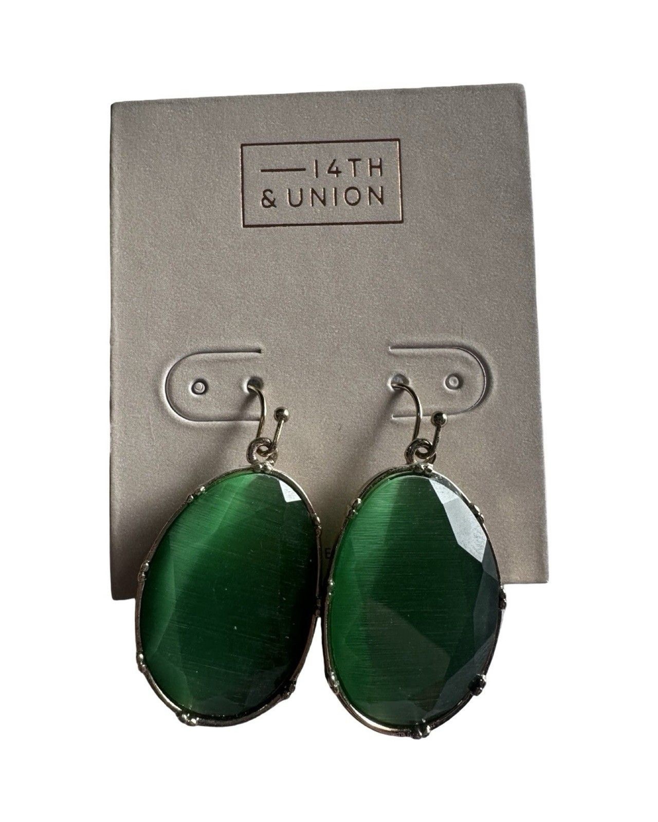 14th & Union and feature green oval stones.