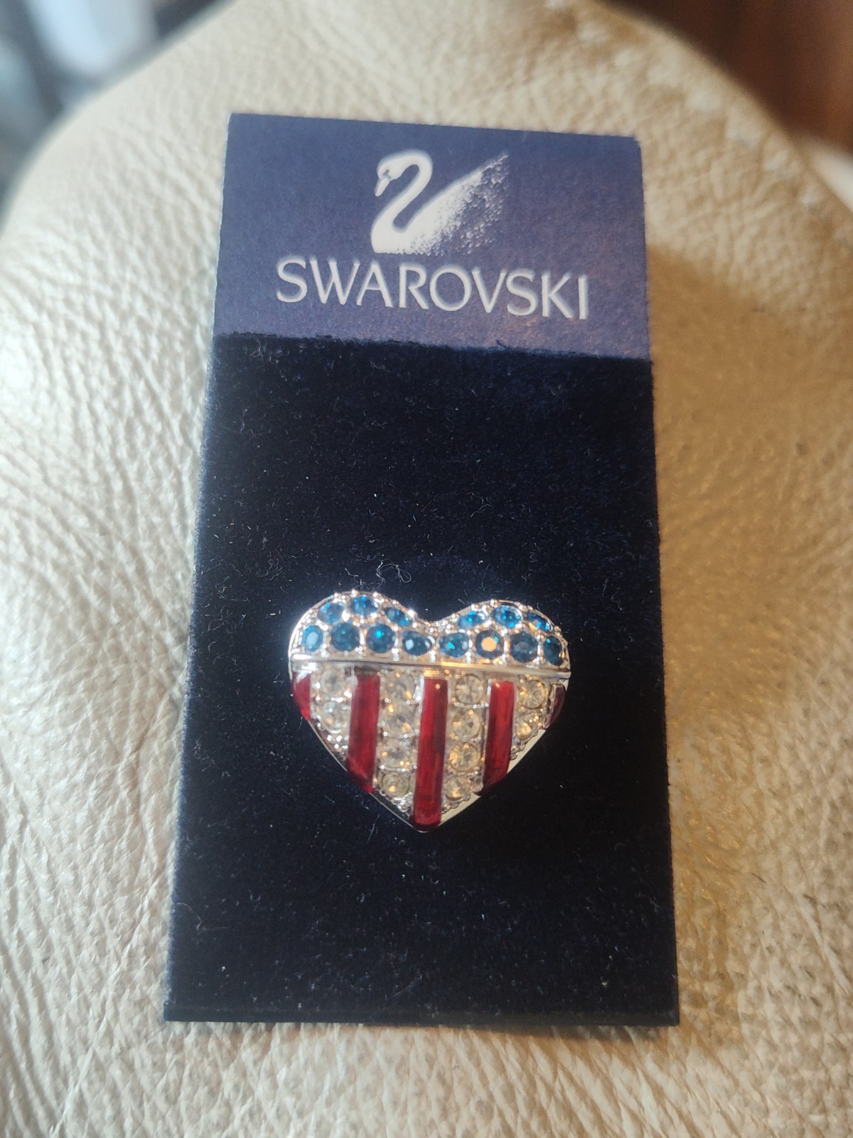 Swarovski Patriotic Independence Day USA Brooch Brand New