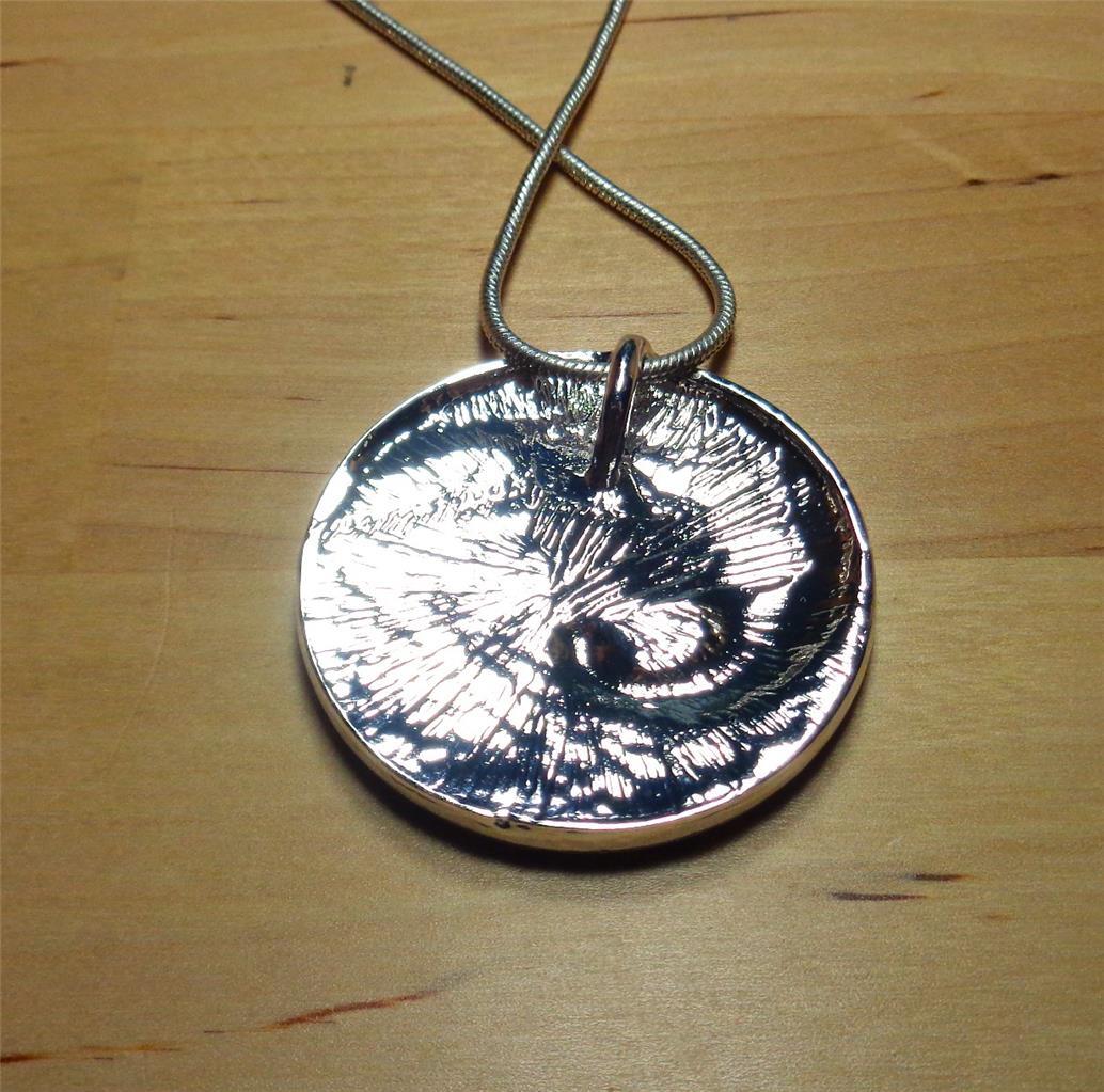 BEACH FASHION AQUA BLUE OCEAN WAVE SILVER TONE RHODIUM PENDANT NECKLACE