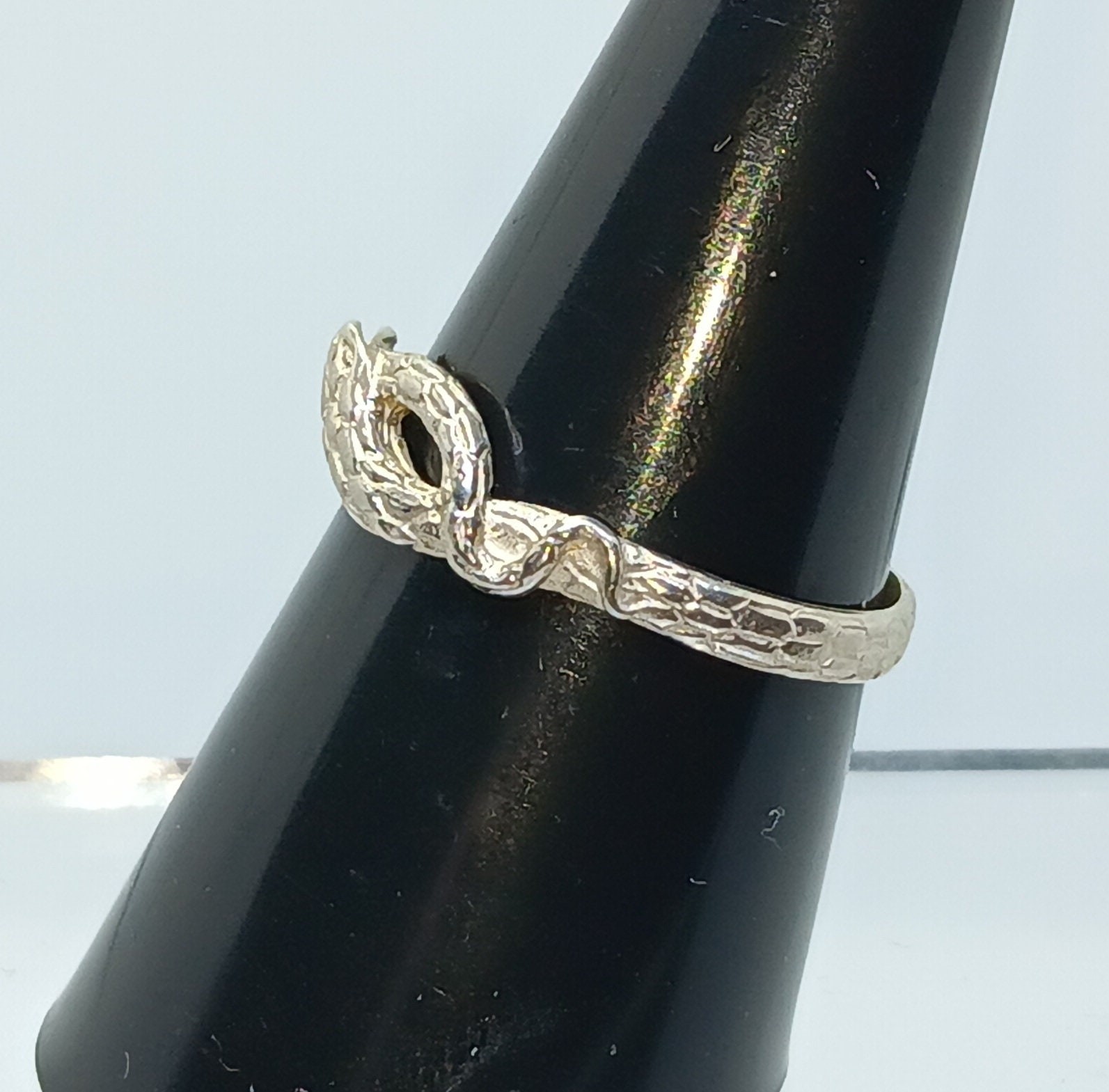 Snake Ring in Sterling Silver | Perfect Accessory for Every Style