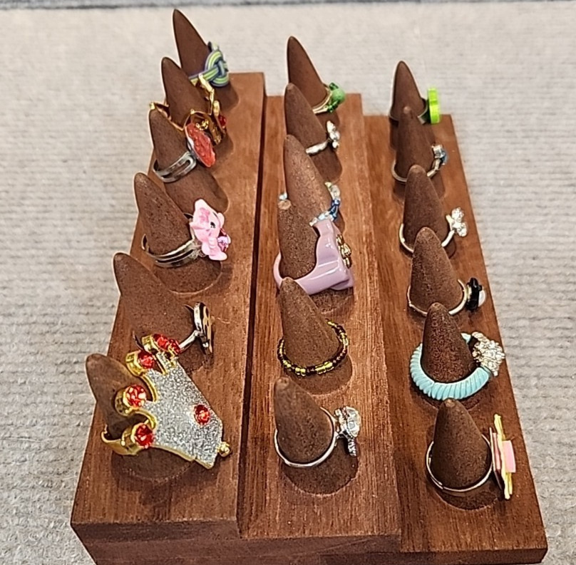 Jewelry 18 Rings Girls Collection Adjusts Sized Stretch Lot #111 See Description