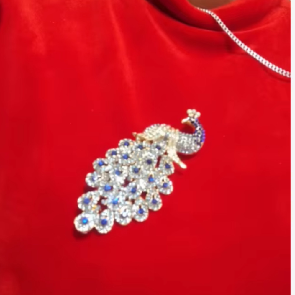 Vintage Style Peacock Bird Blue Rhinestone Crystal Cyan Bird Brooch Pin Pendant