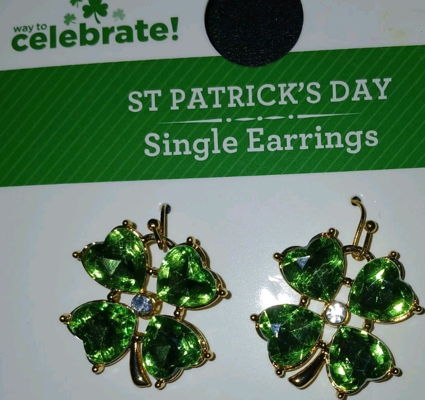 New Clover Earrings With Heart Shaped Green Rinestones. Dangle.