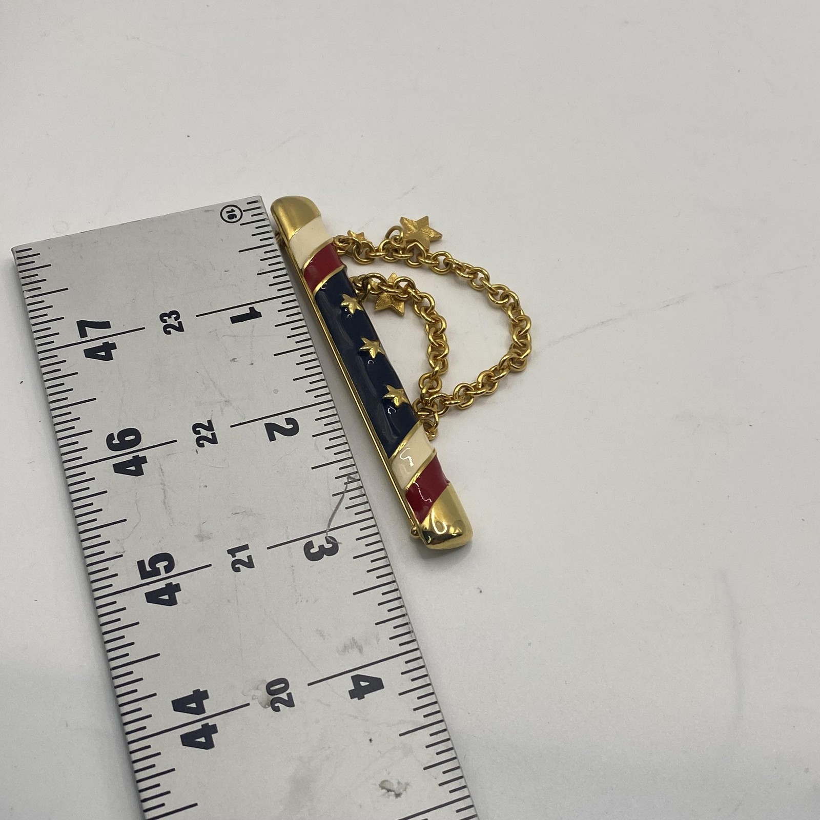 Gold Tone USA Flag Bar Brooch Pin Red White Blue Enamel Chain Stars Jewelry