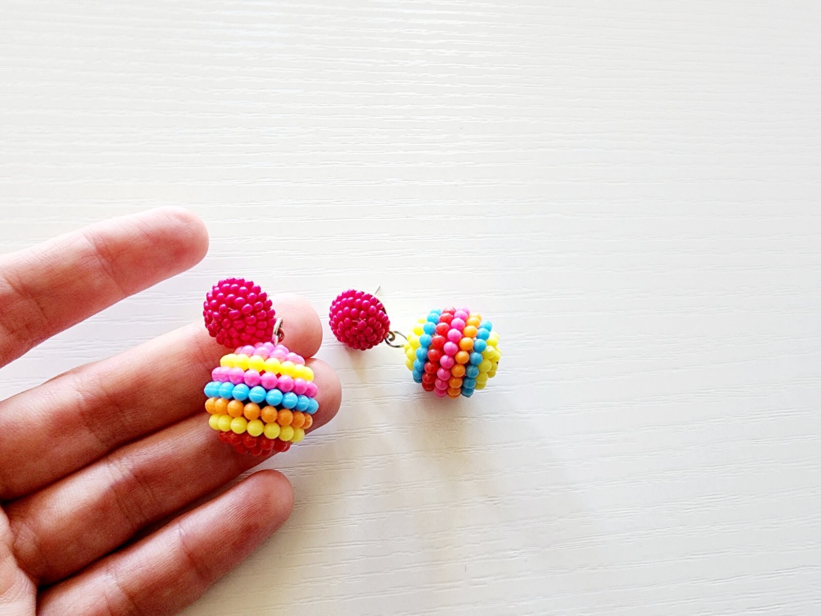 Multi-Colored Beaded Stud Earrings – Elegant Seed Bead Ball Design