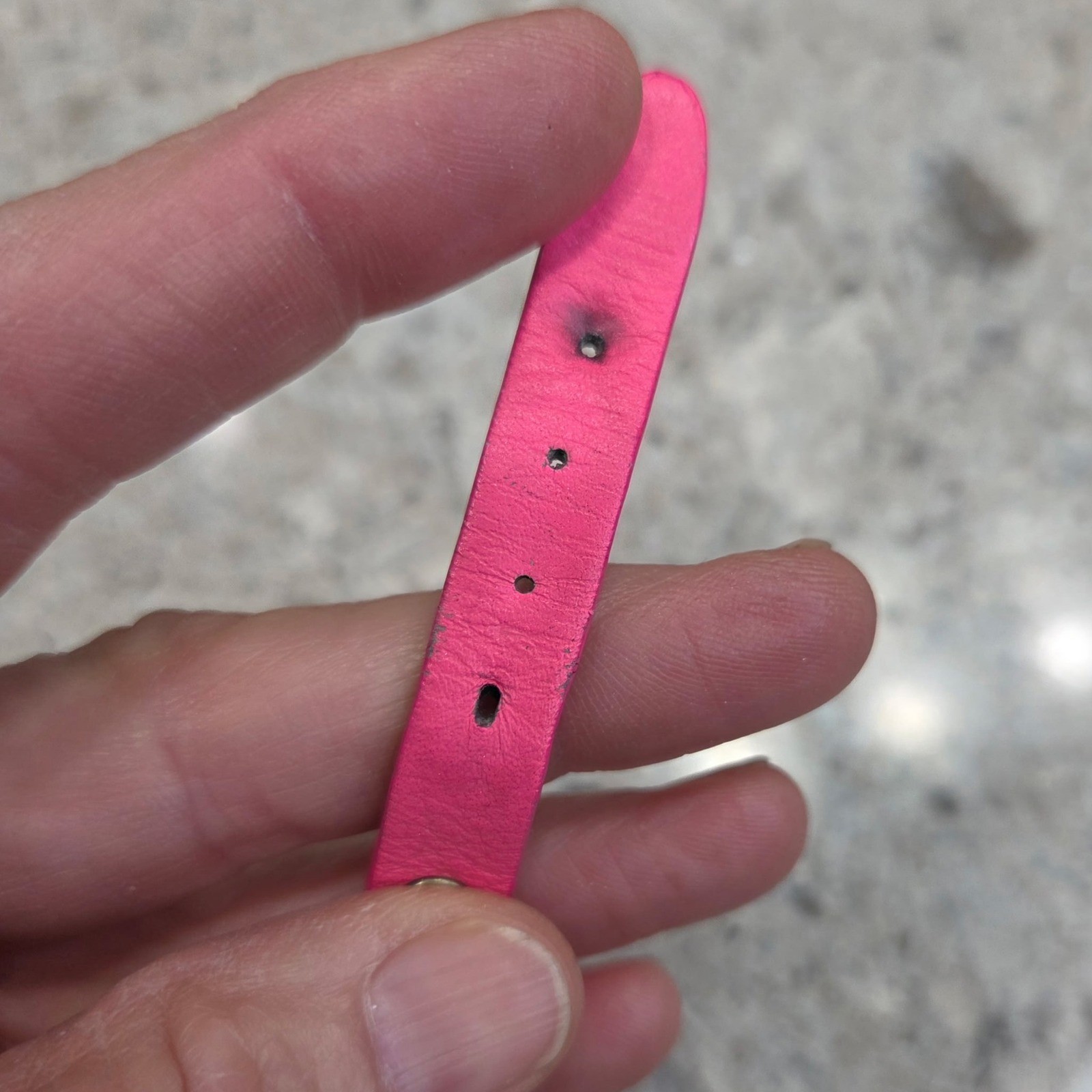 Valentino Garavani Rockstud Pink Rockstud Leather Bracelet Made in Italy