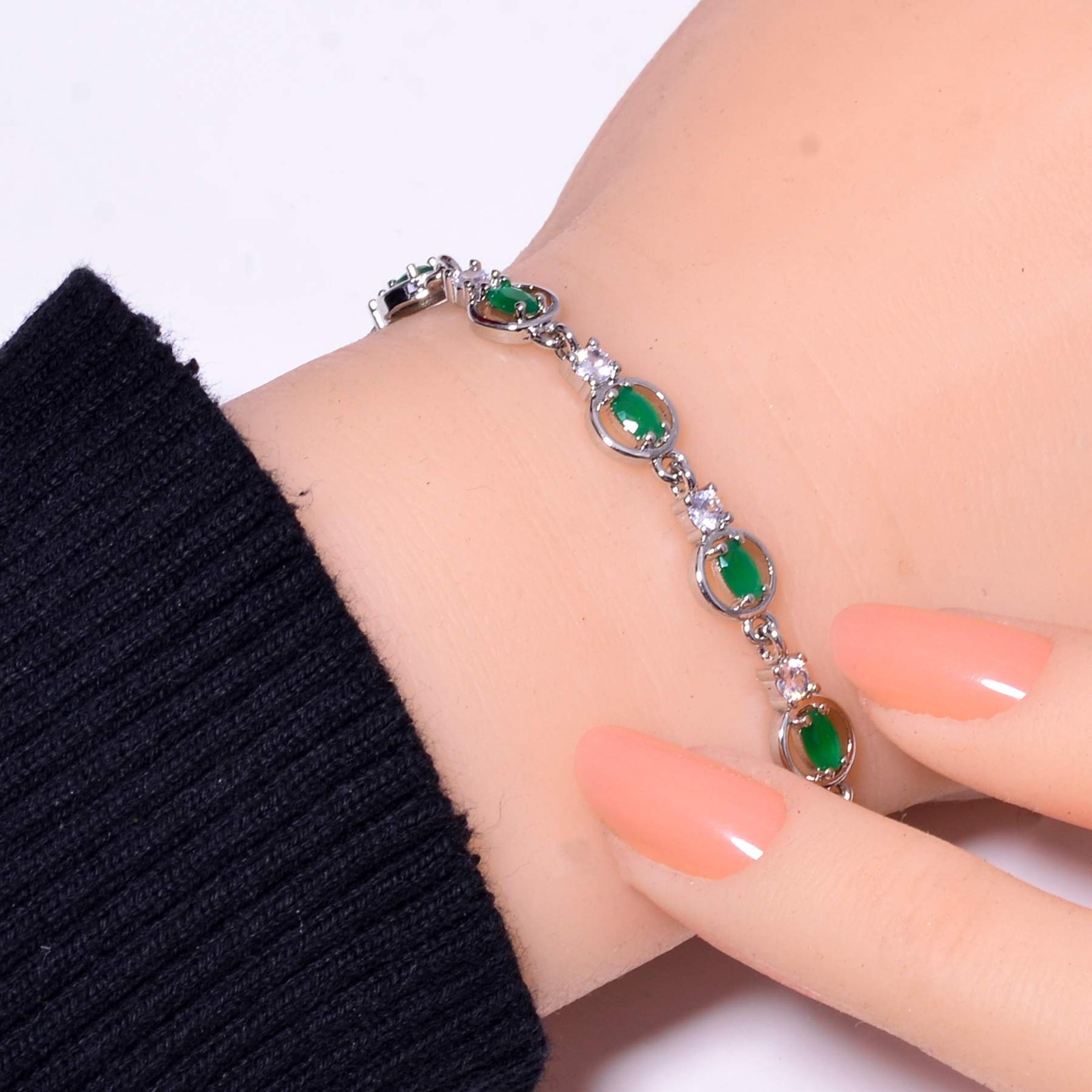 Emerald Simulated 925 Sterling Silver Tennis Bracelet 8.99″ B7306956